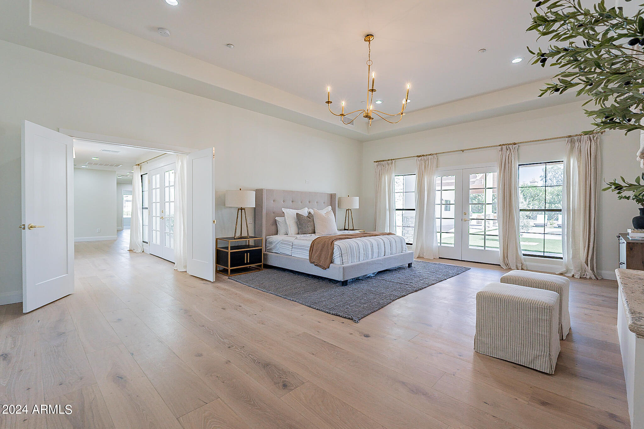 PRESTON HILLS - Residential