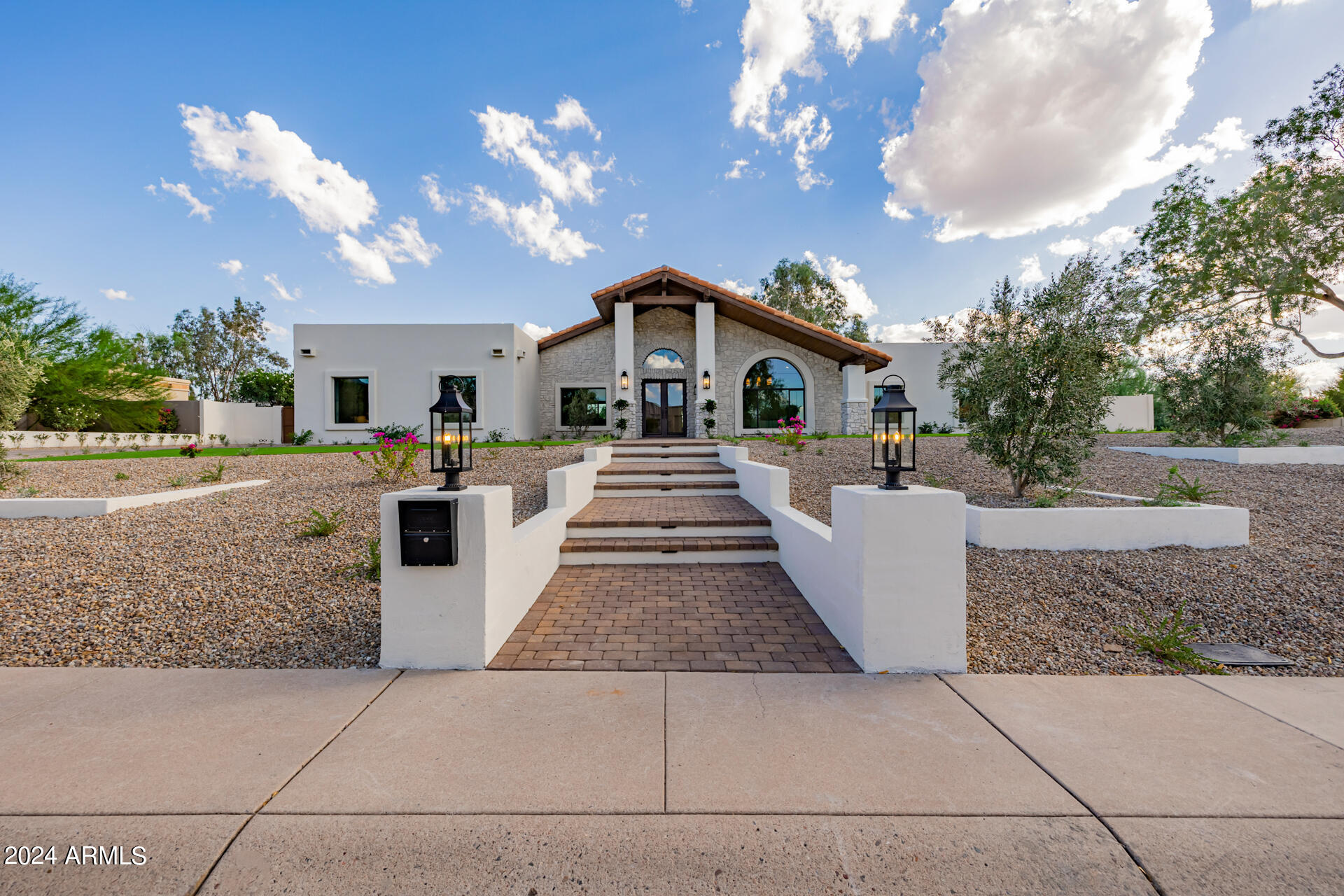 PRESTON HILLS - Residential