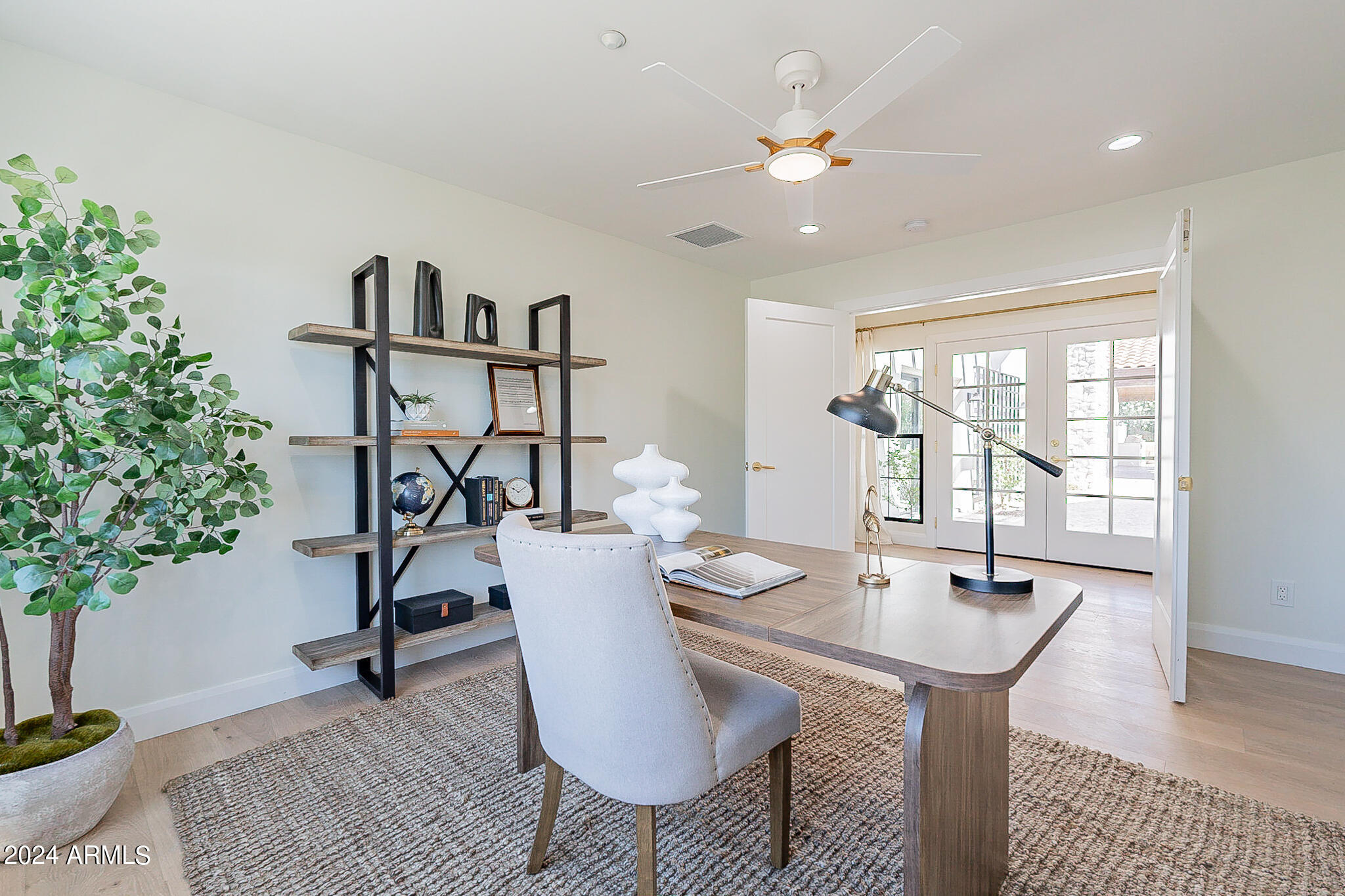 PRESTON HILLS - Residential