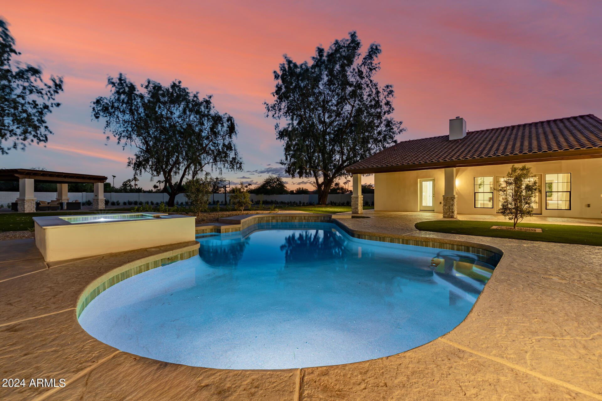 PRESTON HILLS - Residential