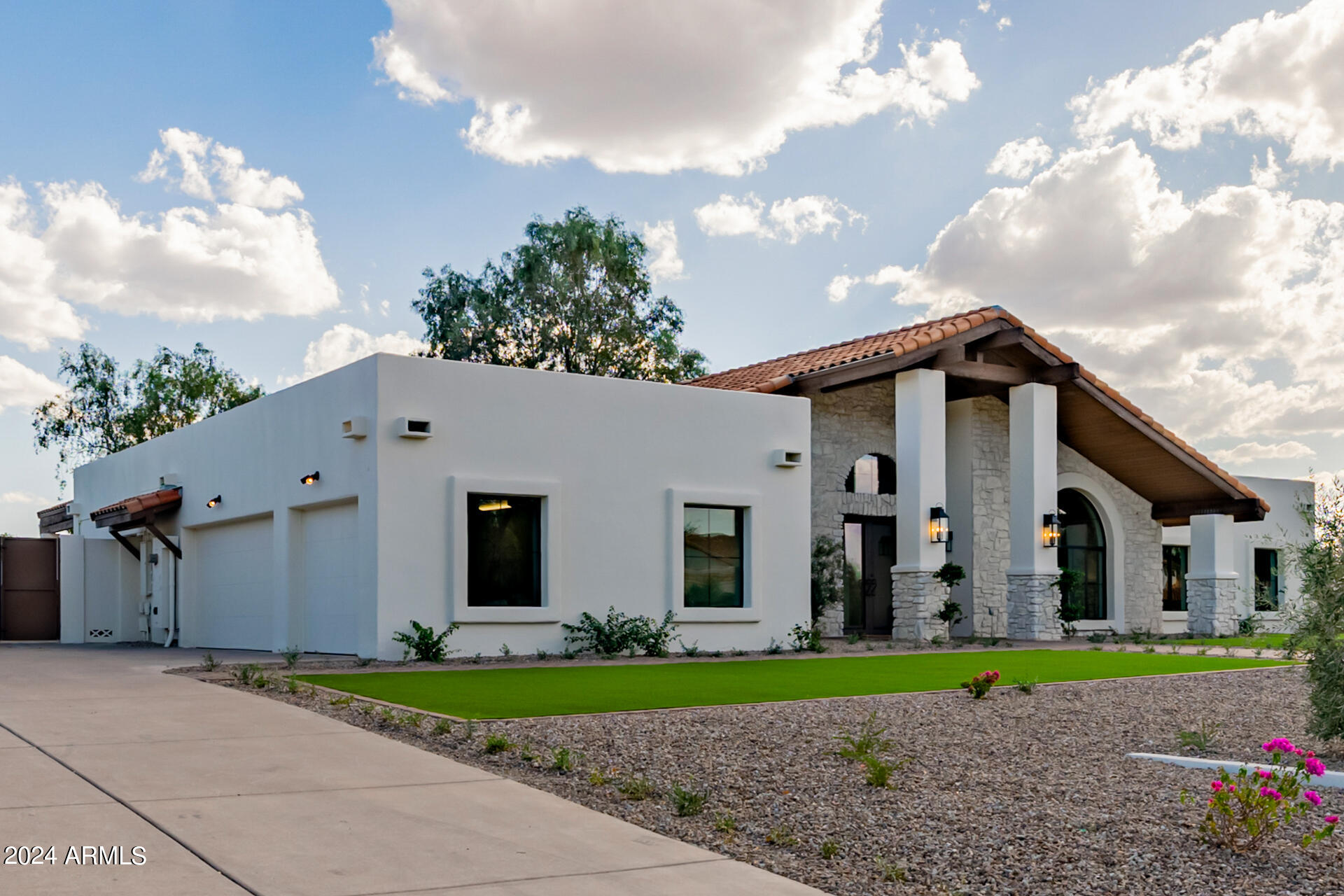 PRESTON HILLS - Residential