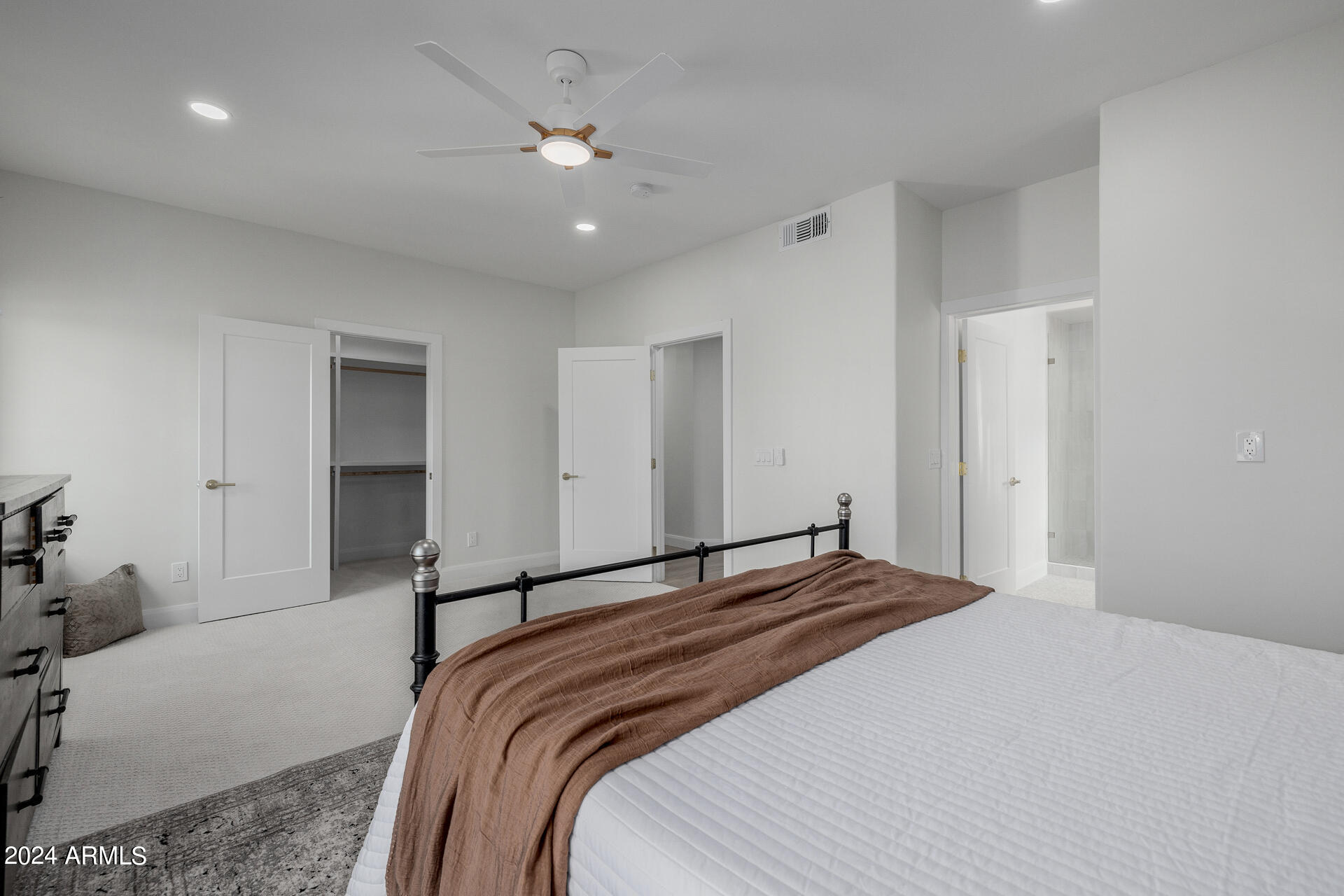 PRESTON HILLS - Residential