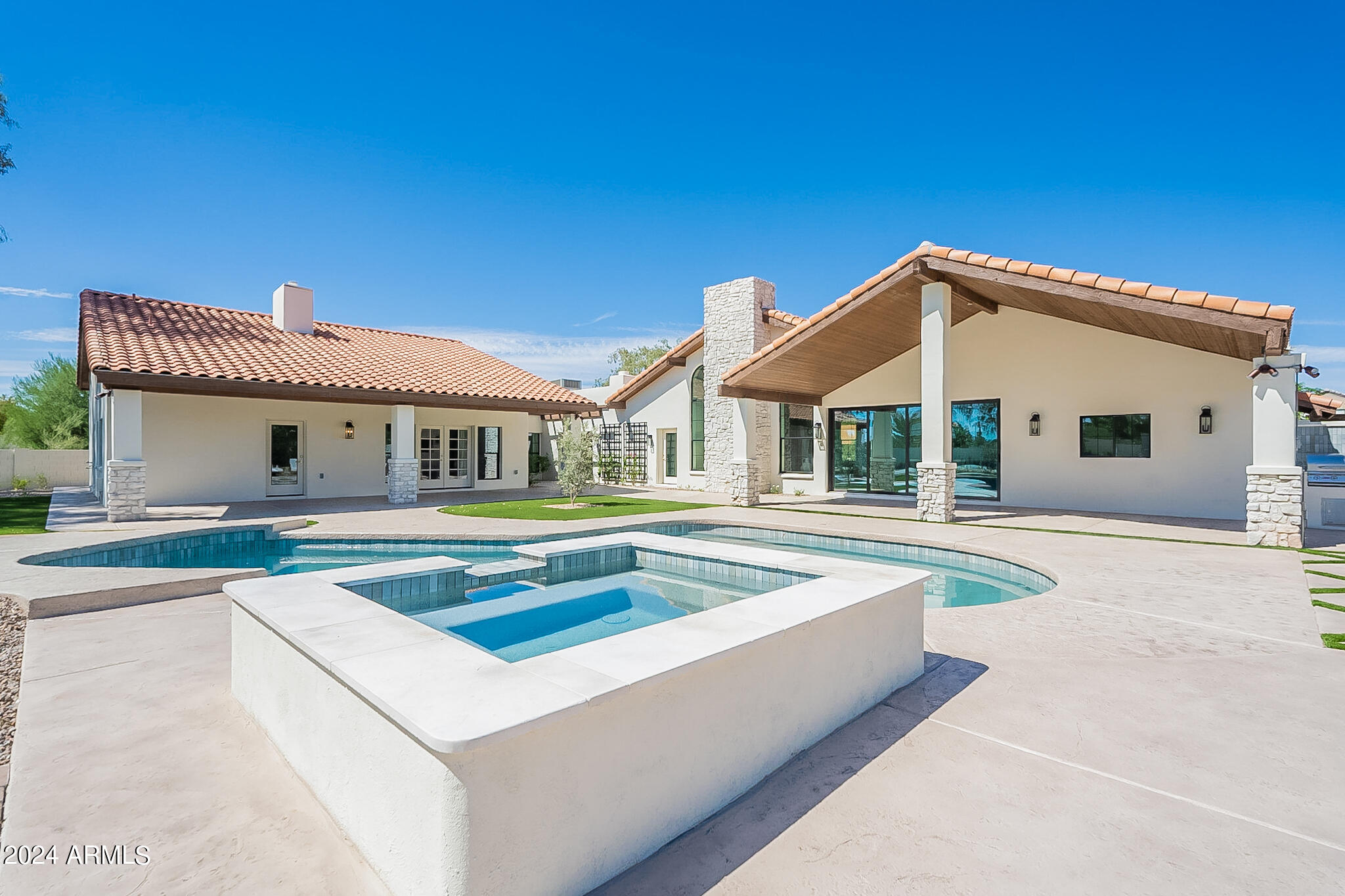 PRESTON HILLS - Residential