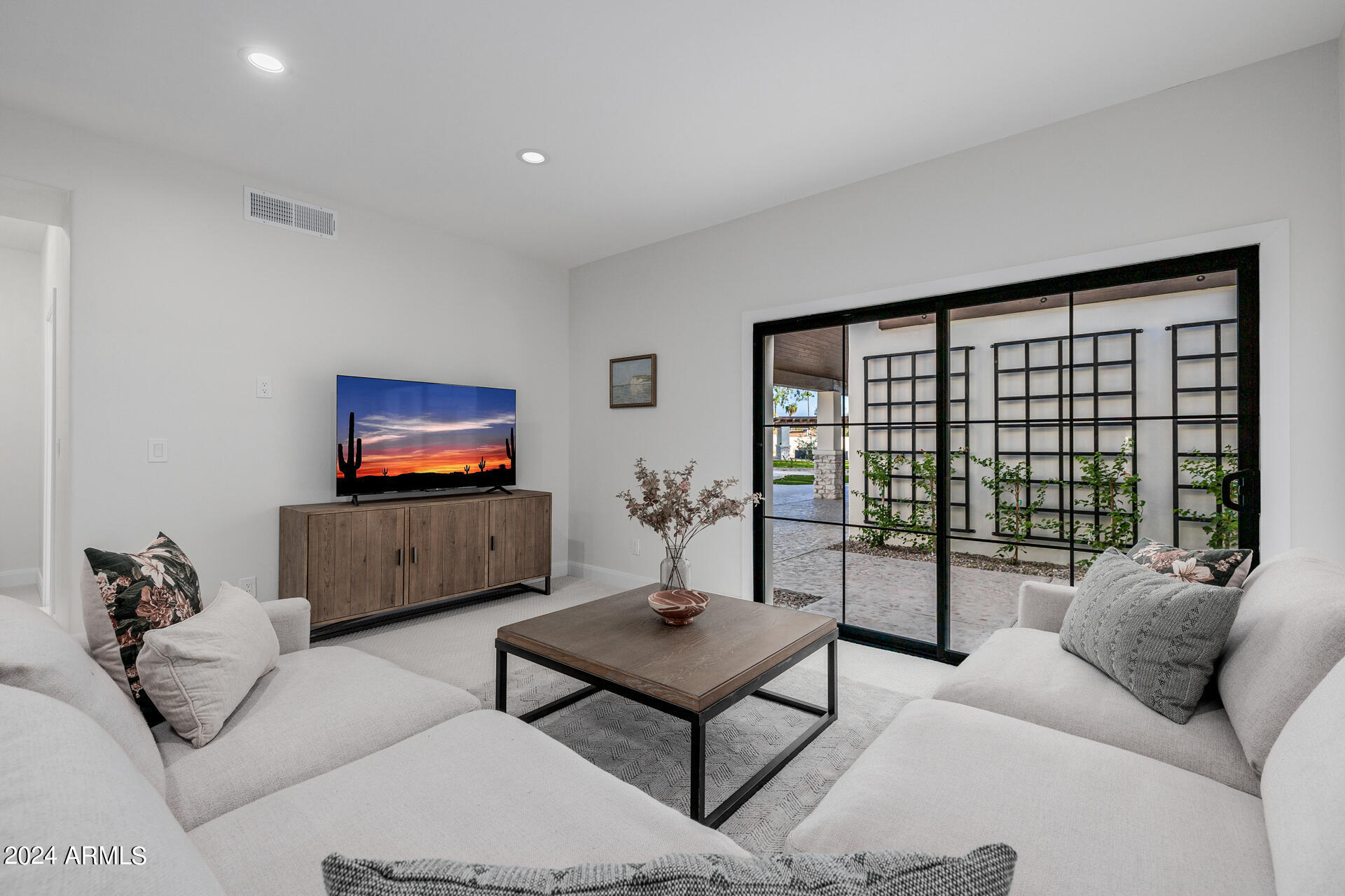 PRESTON HILLS - Residential