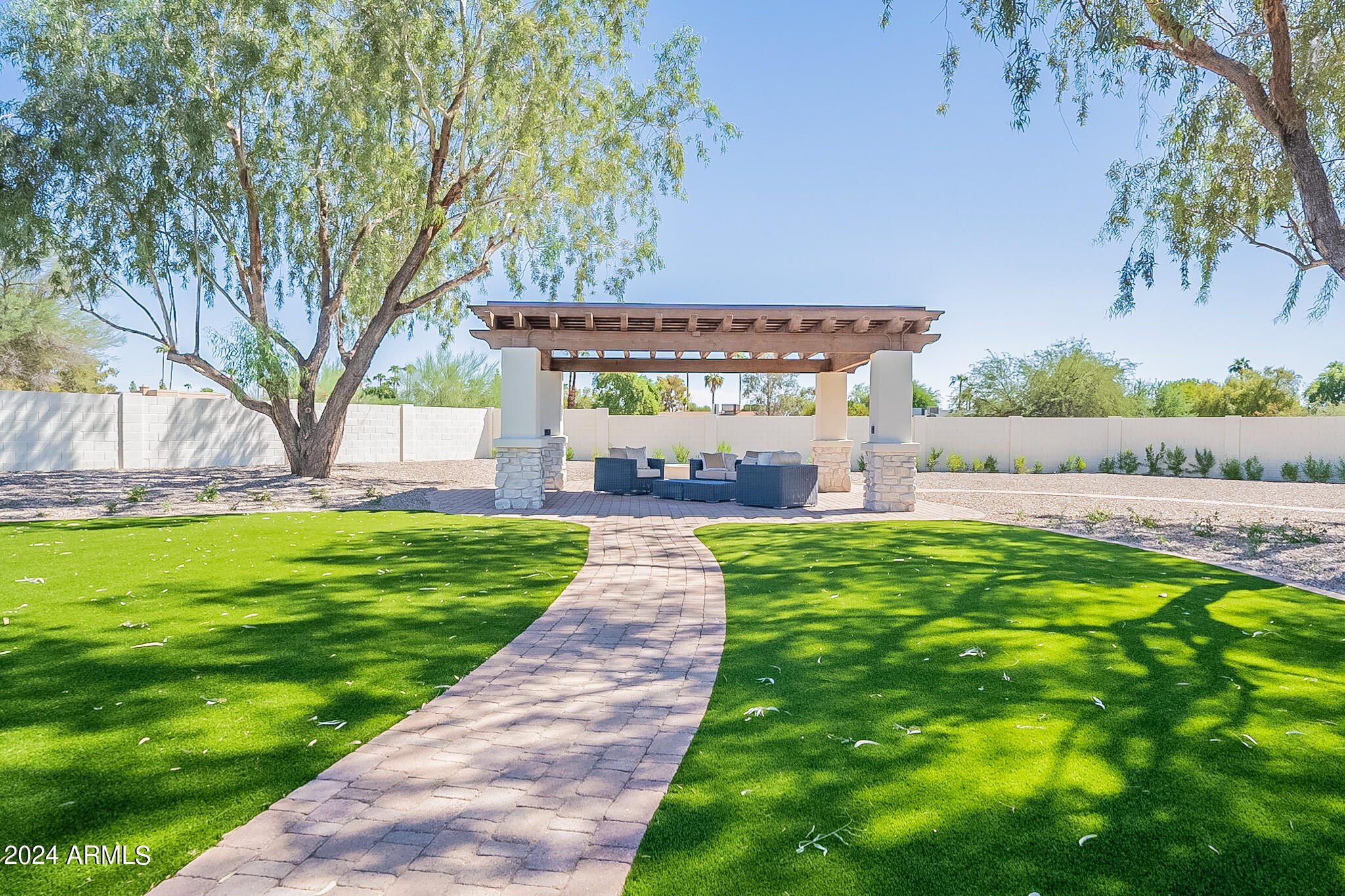 PRESTON HILLS - Residential