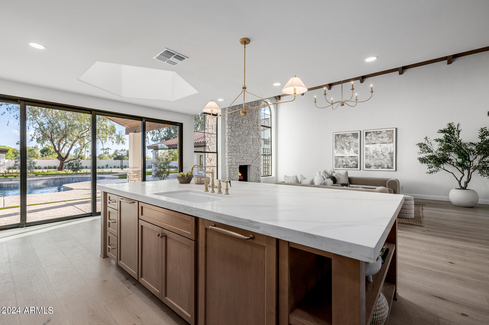 PRESTON HILLS - Residential