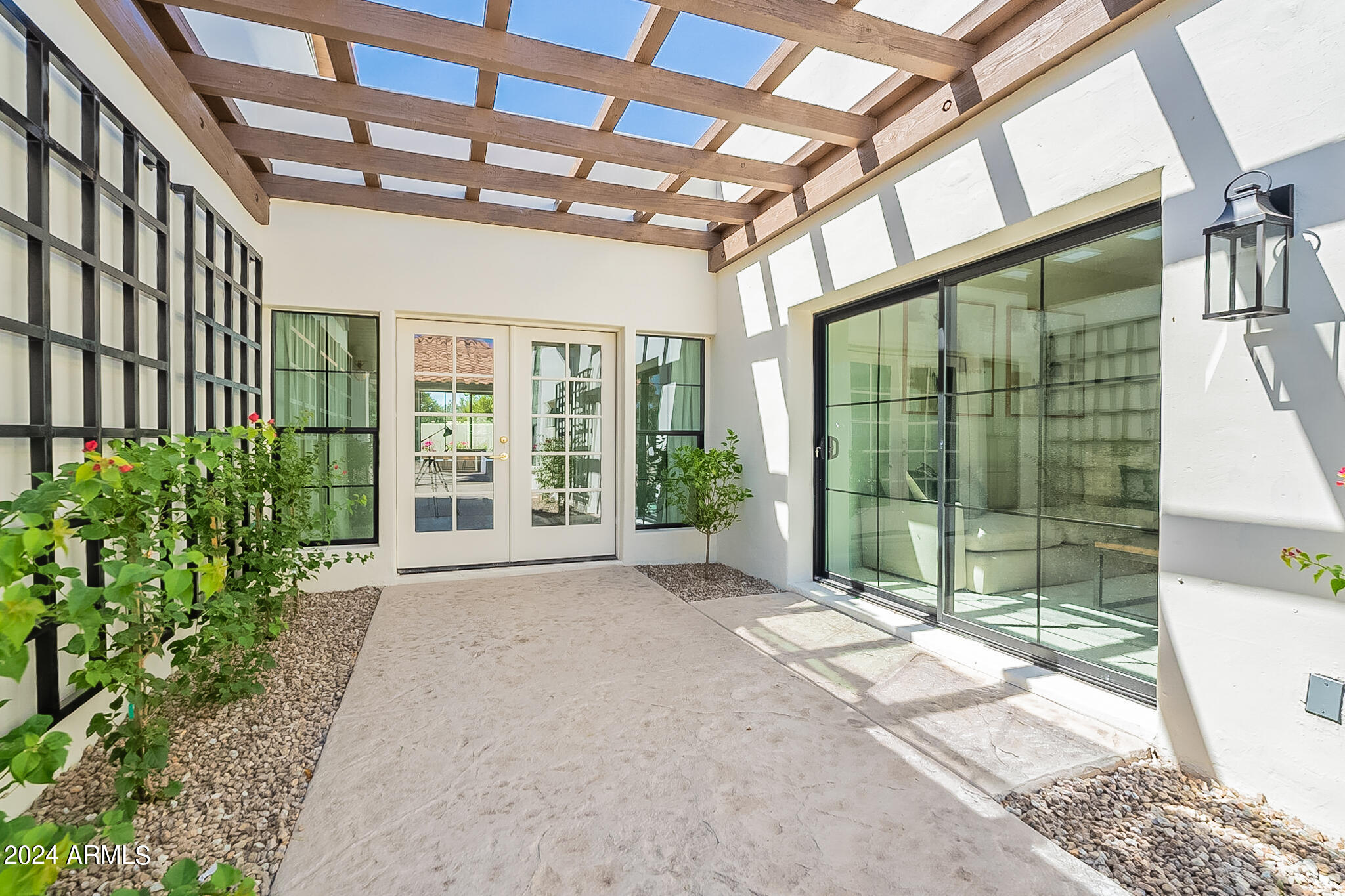 PRESTON HILLS - Residential