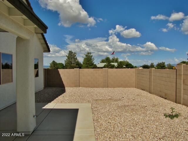 HOLIDAY AT PUEBLO DEL SOL PHASE 5A - Residential Lease