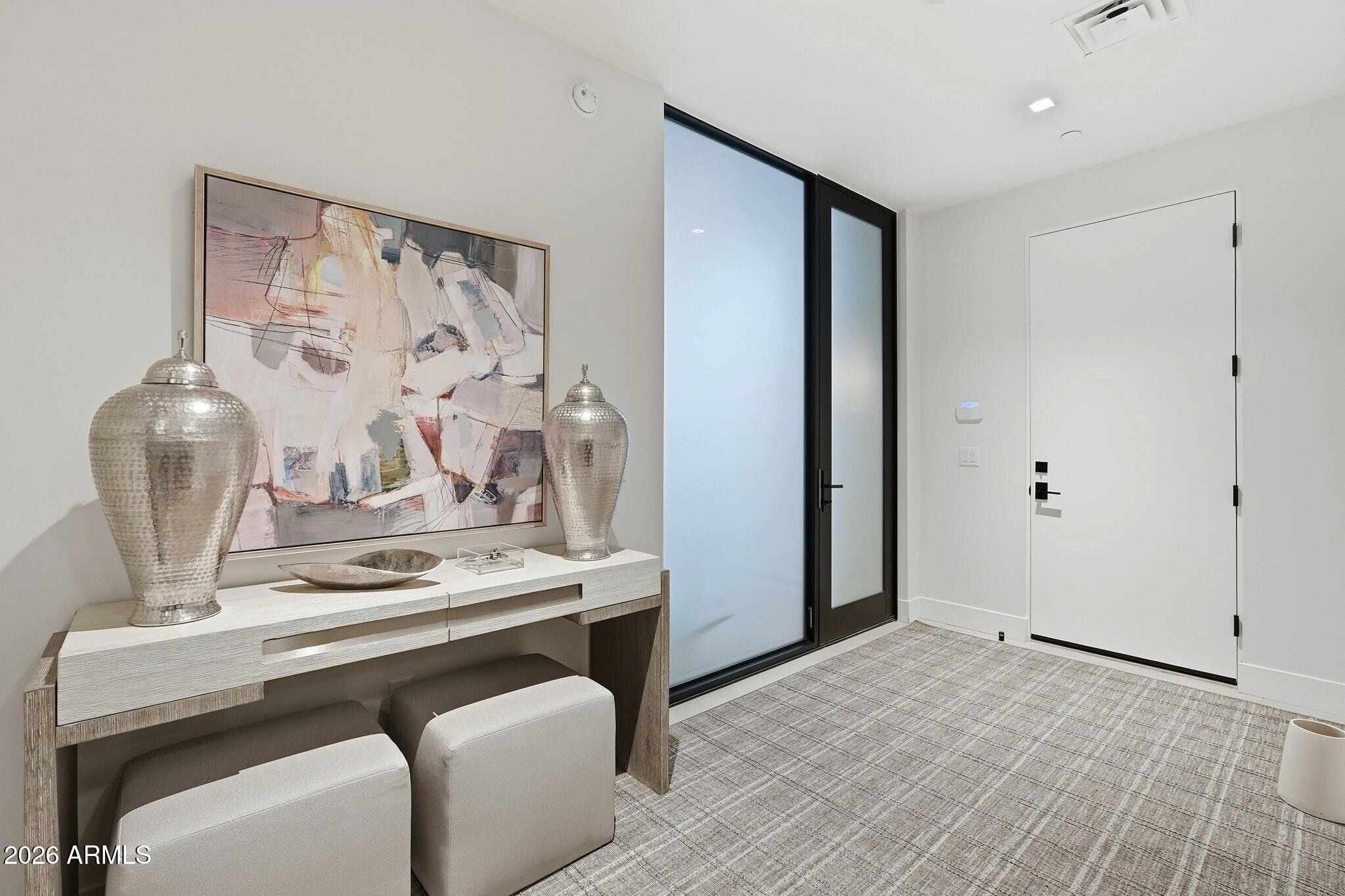 PHOENICIAN - Residential