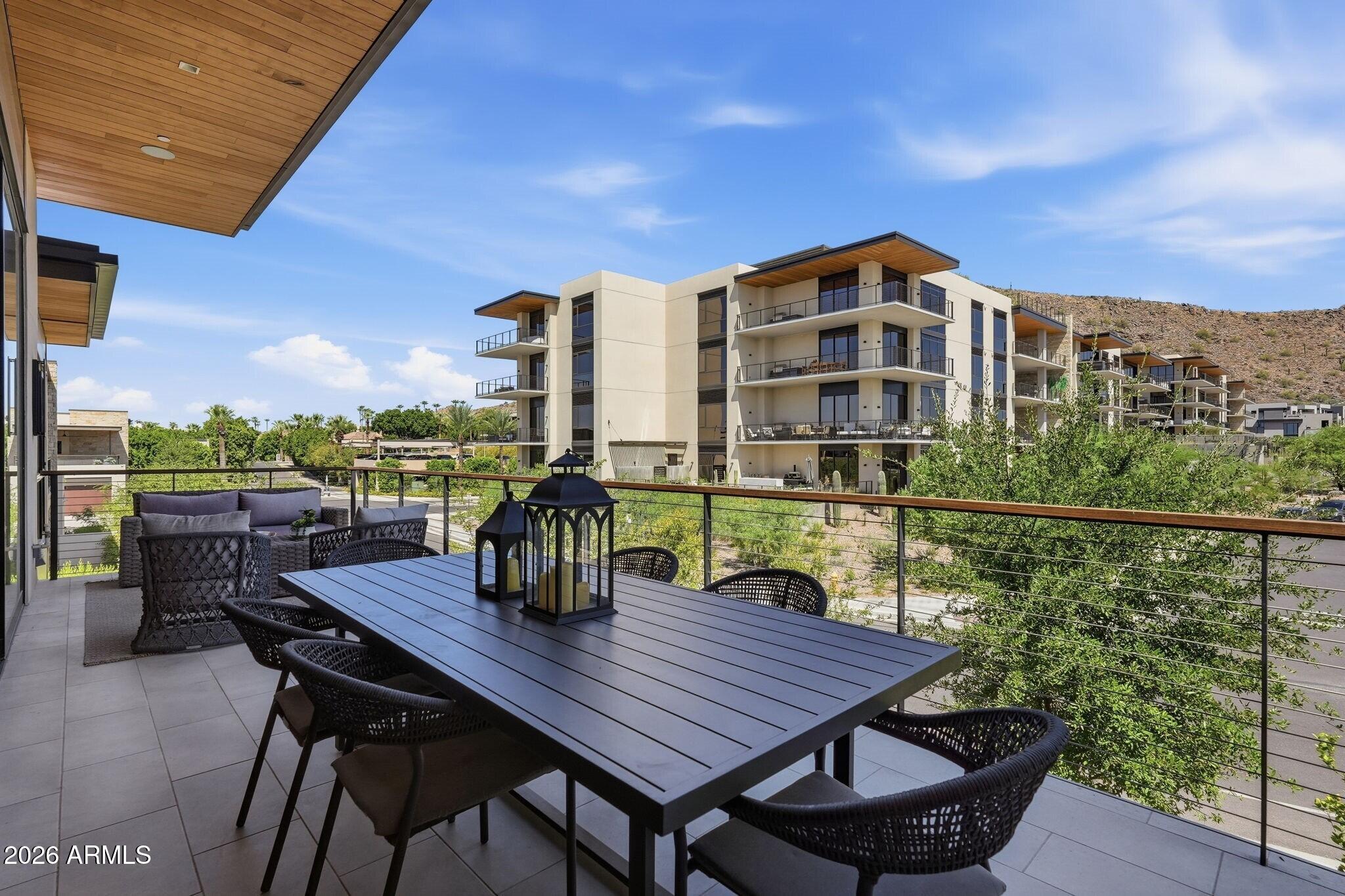 PHOENICIAN - Residential