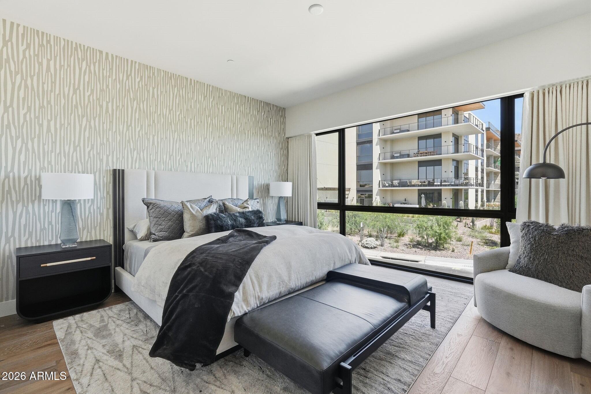 PHOENICIAN - Residential