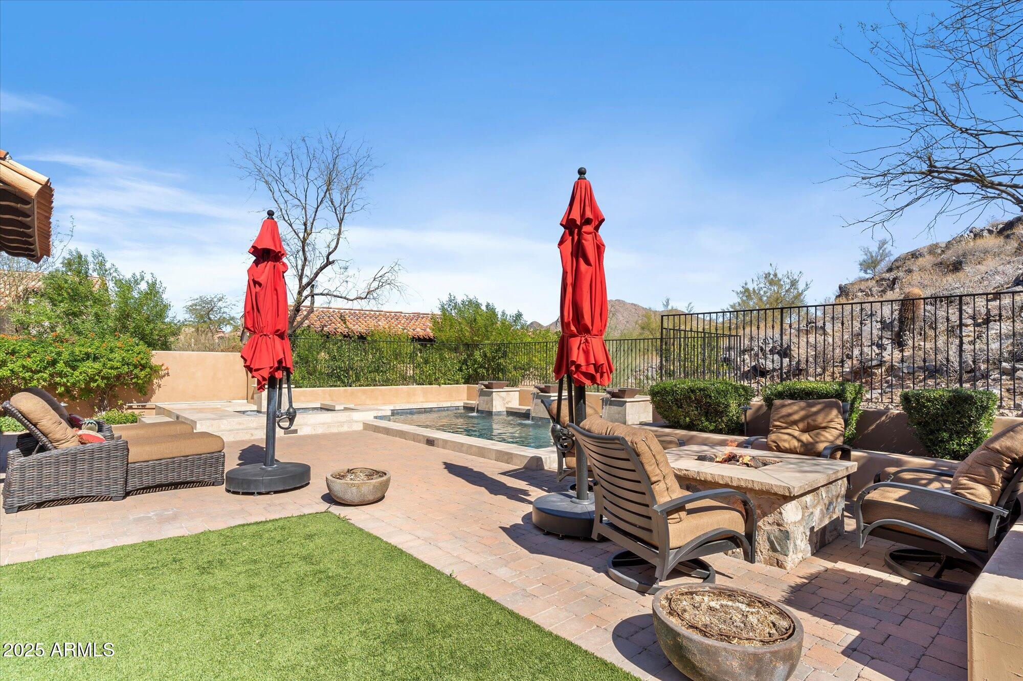 SILVERLEAF - Residential
