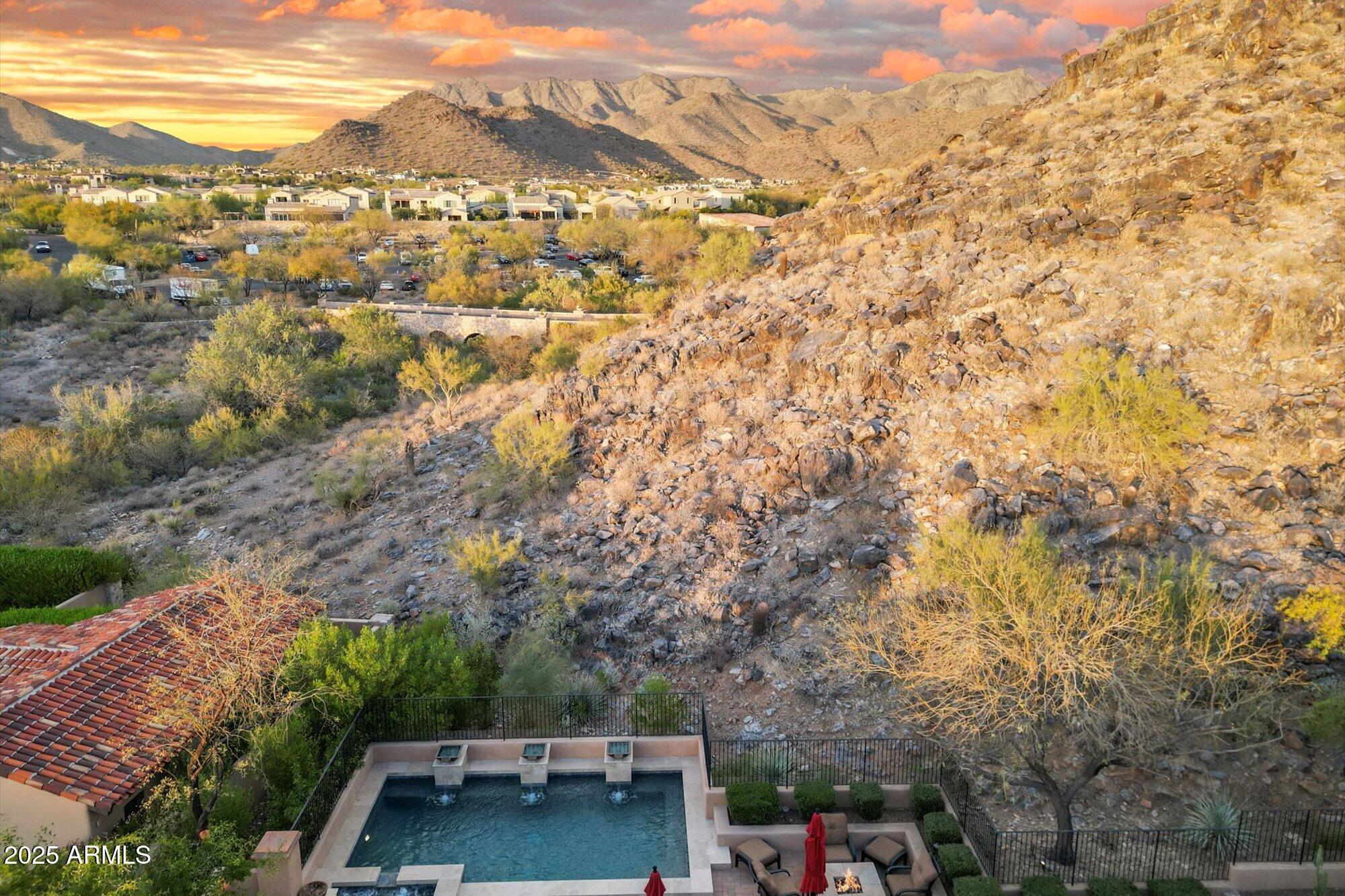 SILVERLEAF - Residential