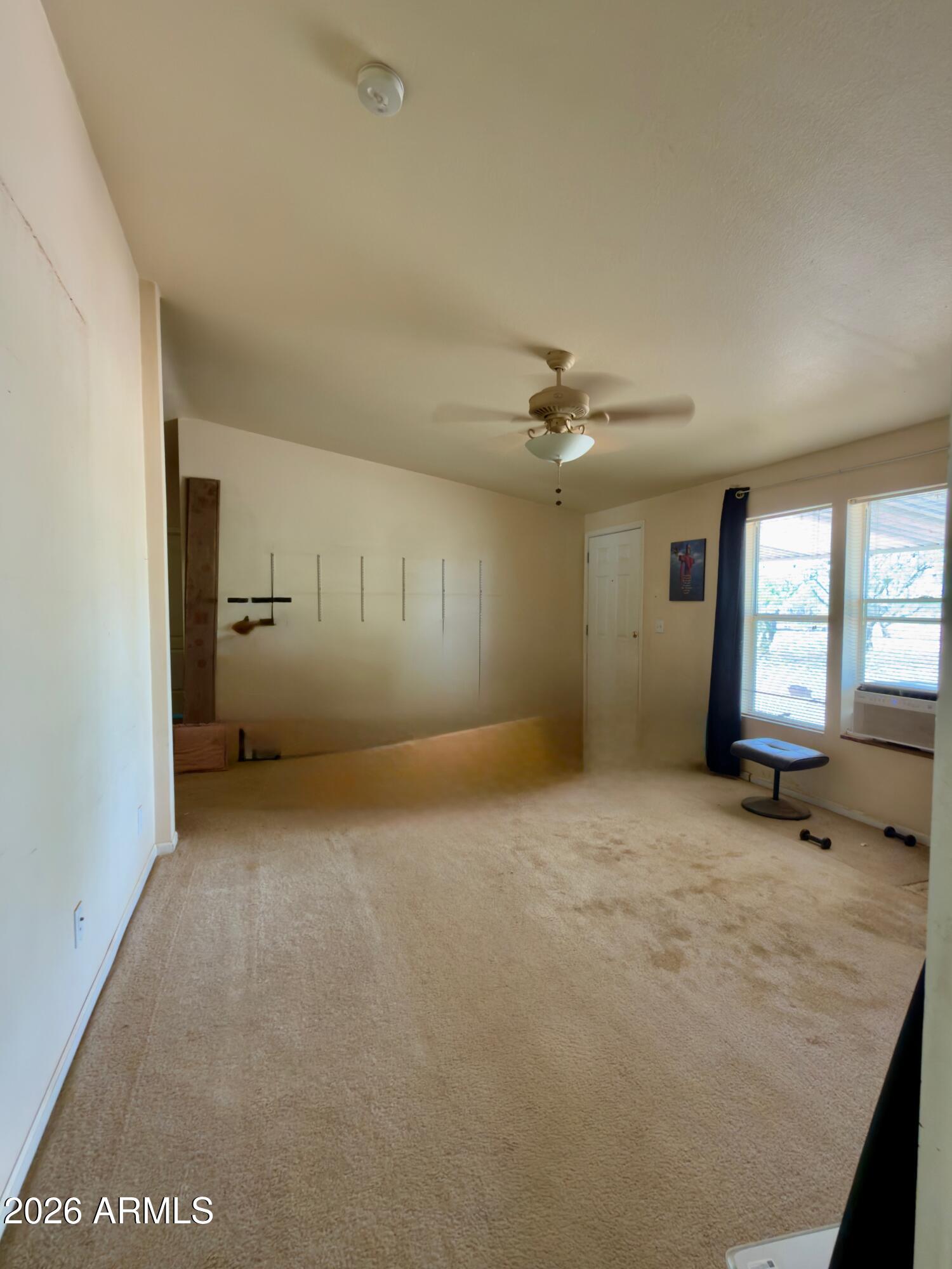 SAWTOOTH MOUNTAIN RANCHEROS - Residential