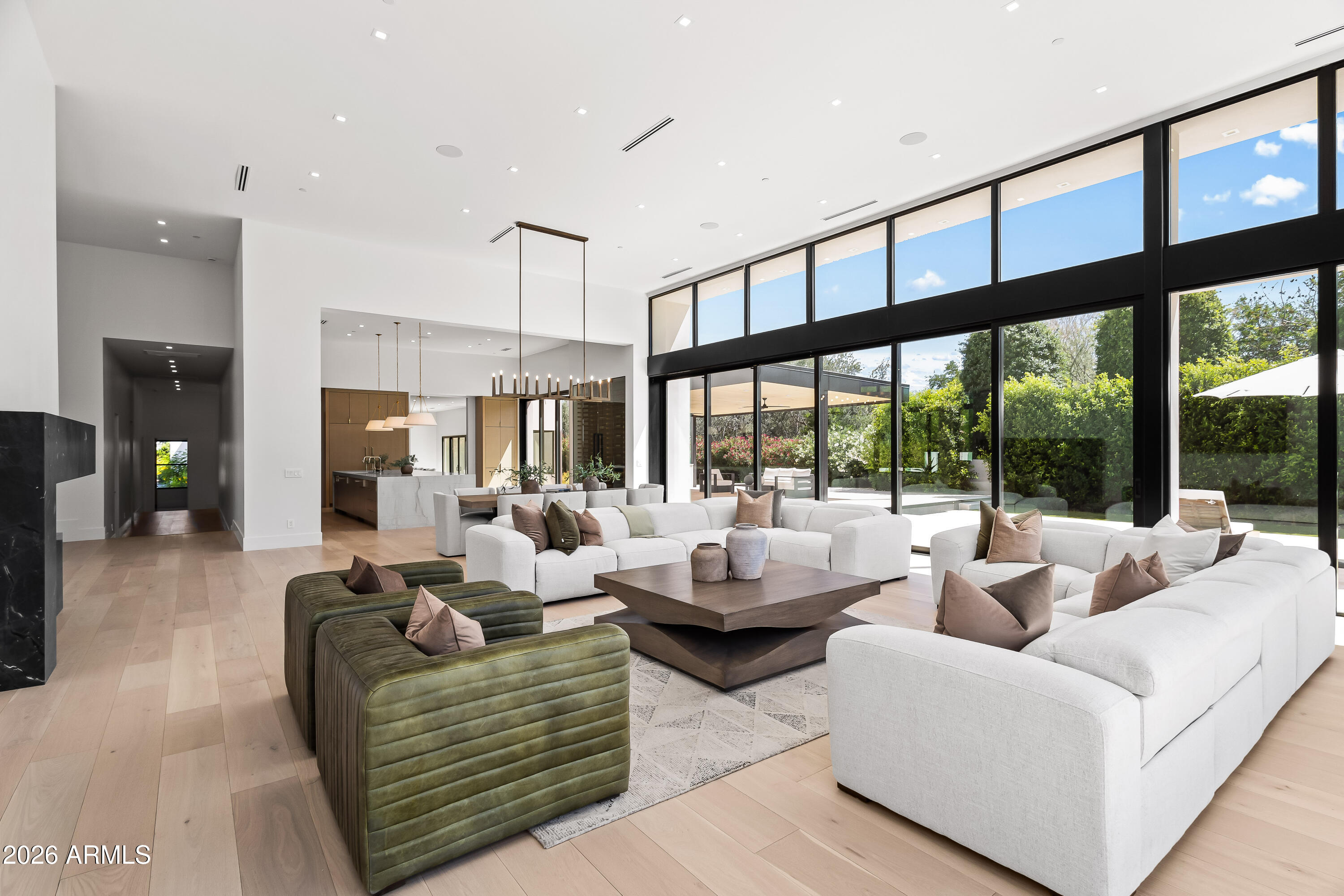 PARADISE VALLEY PUEBLOS AMD - Residential