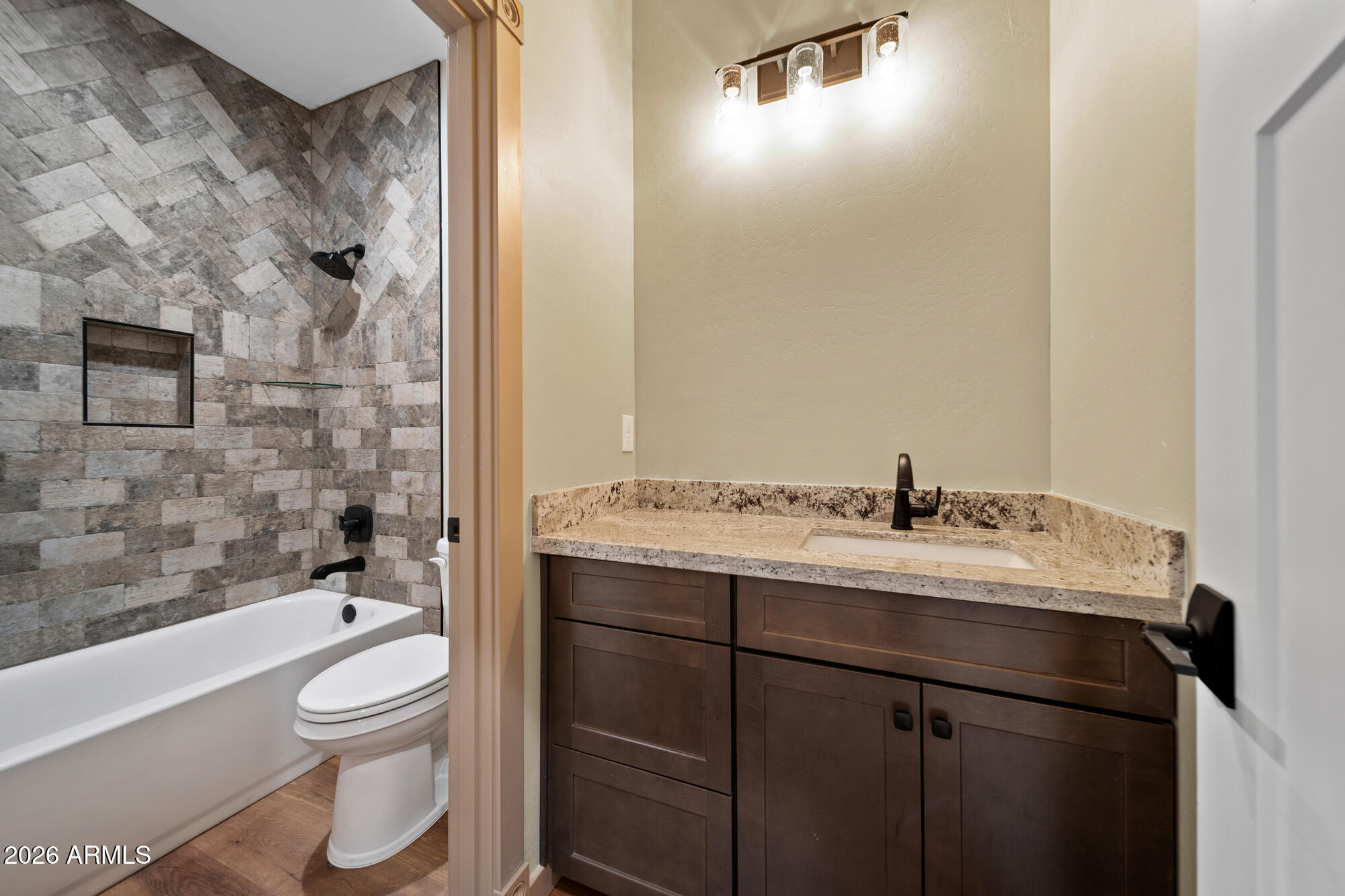 Torreon Lakes - Residential