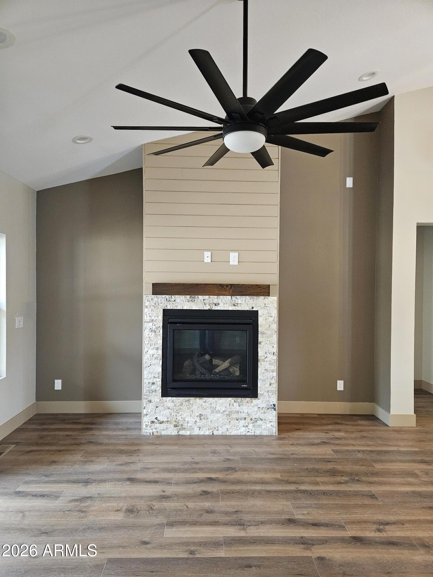 Torreon Lakes - Residential