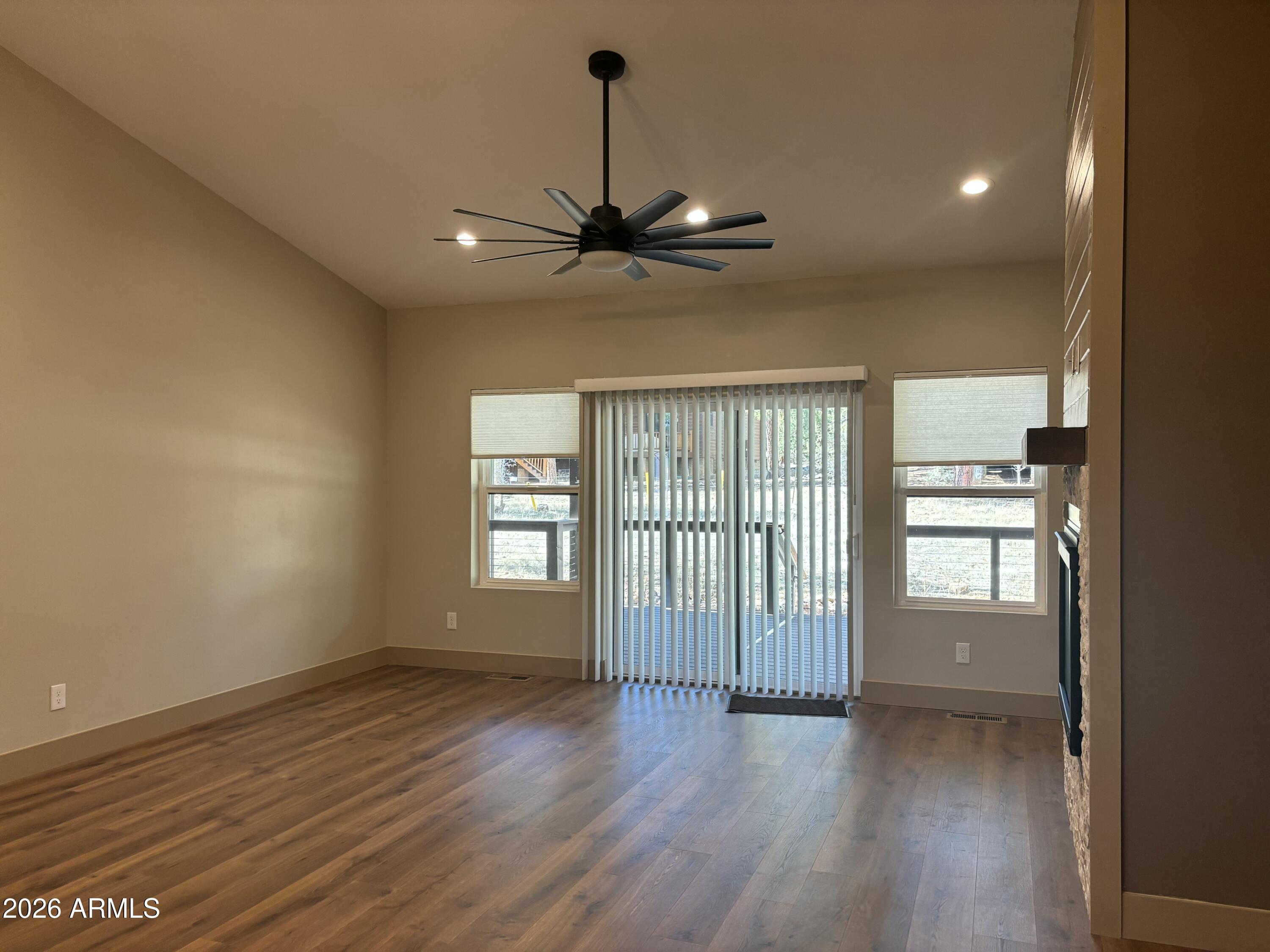 Torreon Lakes - Residential