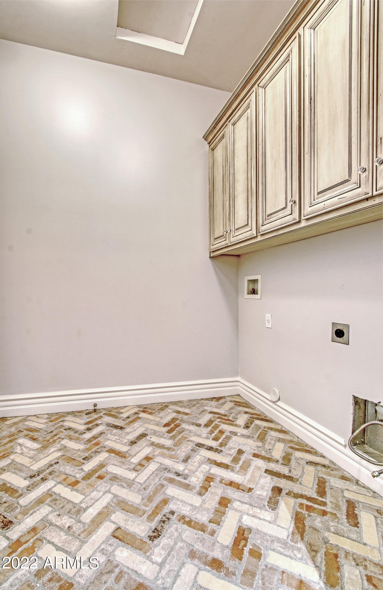 DEL RAY ESTATES 8 - Residential
