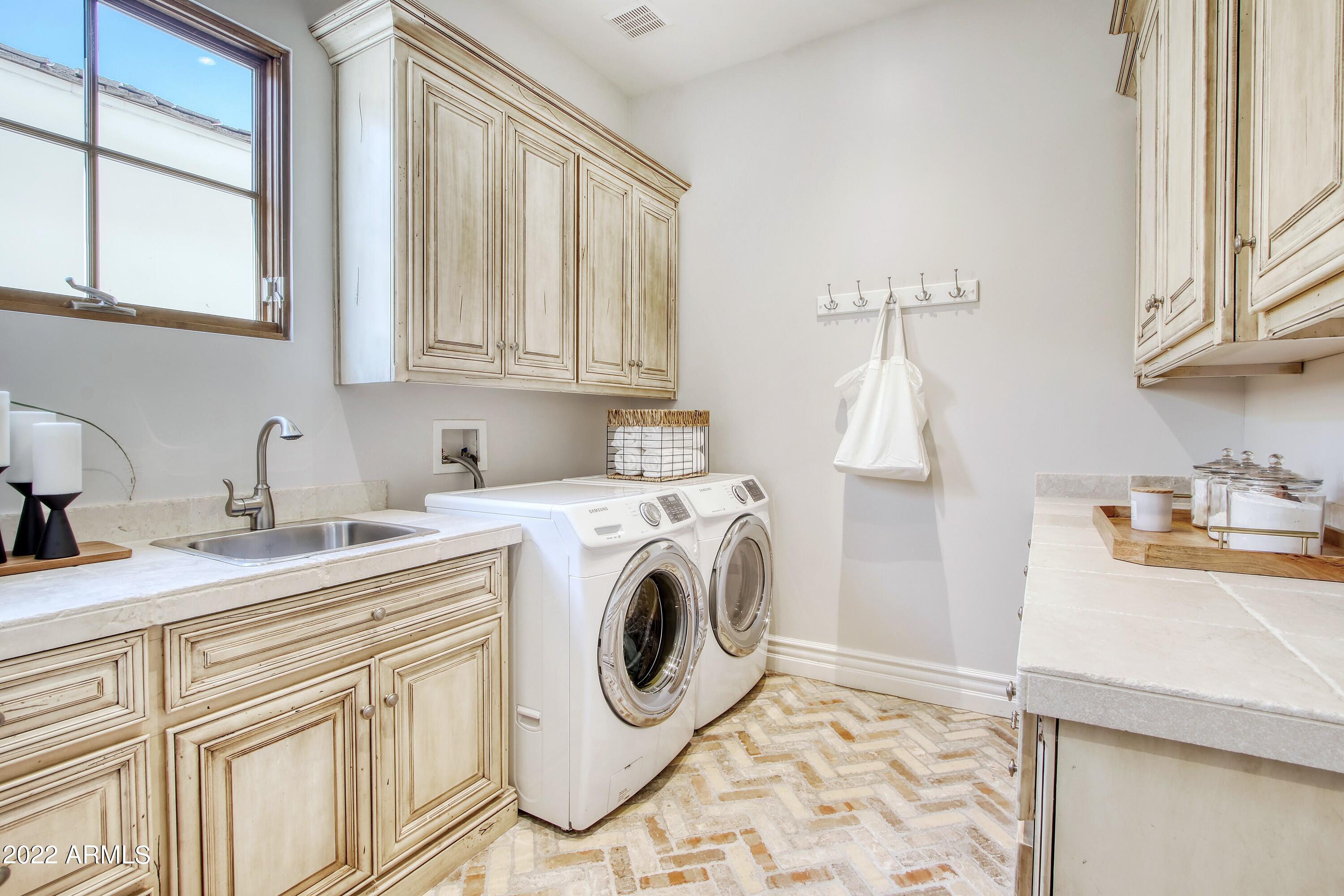DEL RAY ESTATES 8 - Residential