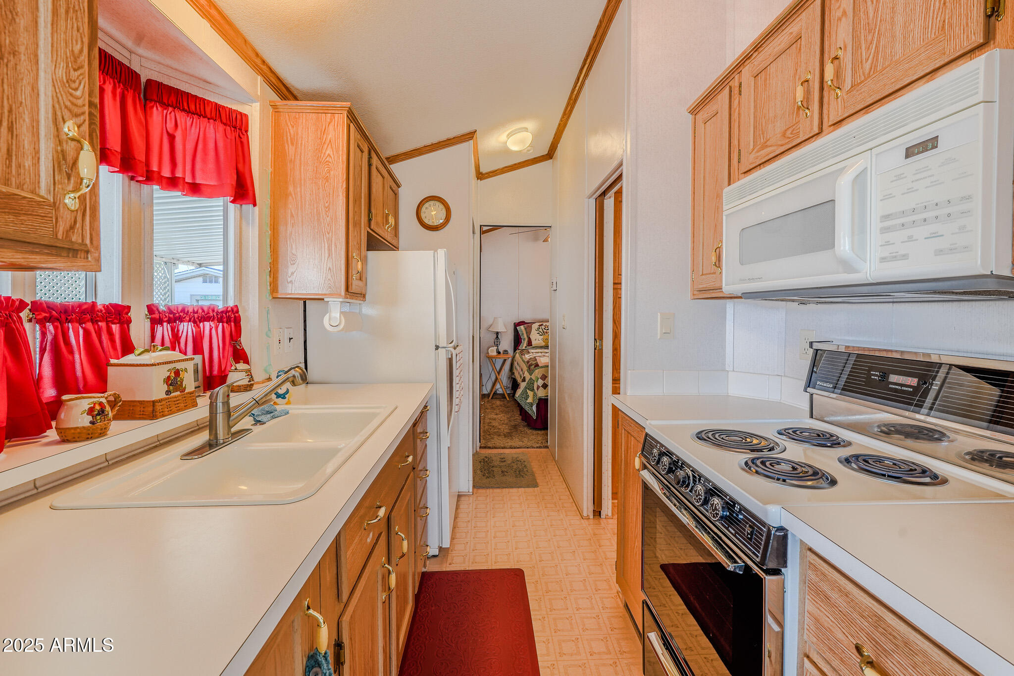 ESCAPEES AT NORTH RANCH - Residential
