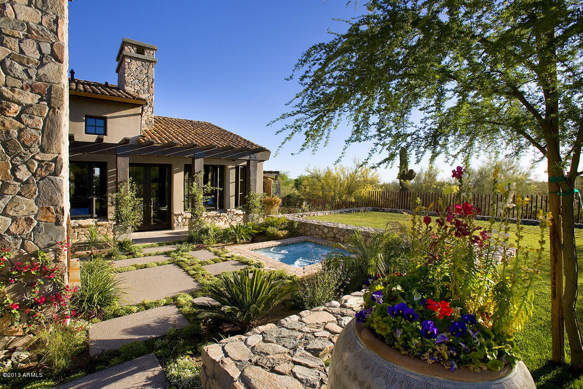 DC RANCH - Residential