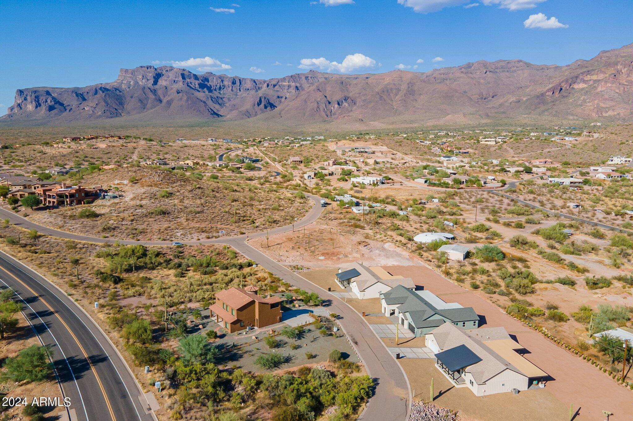 Montana Dorada - Residential