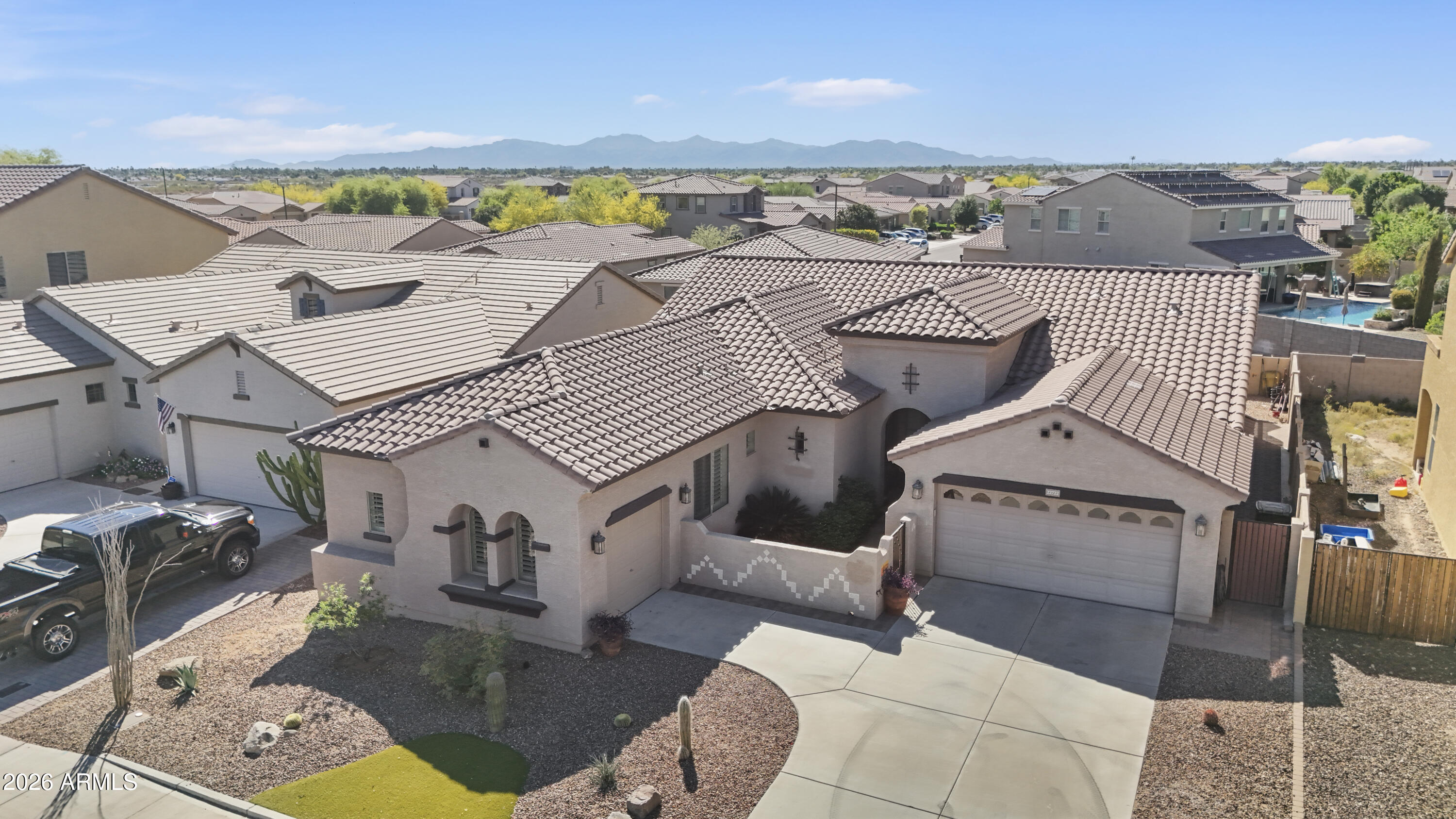 CROSSRIVER UNIT 8 - Residential