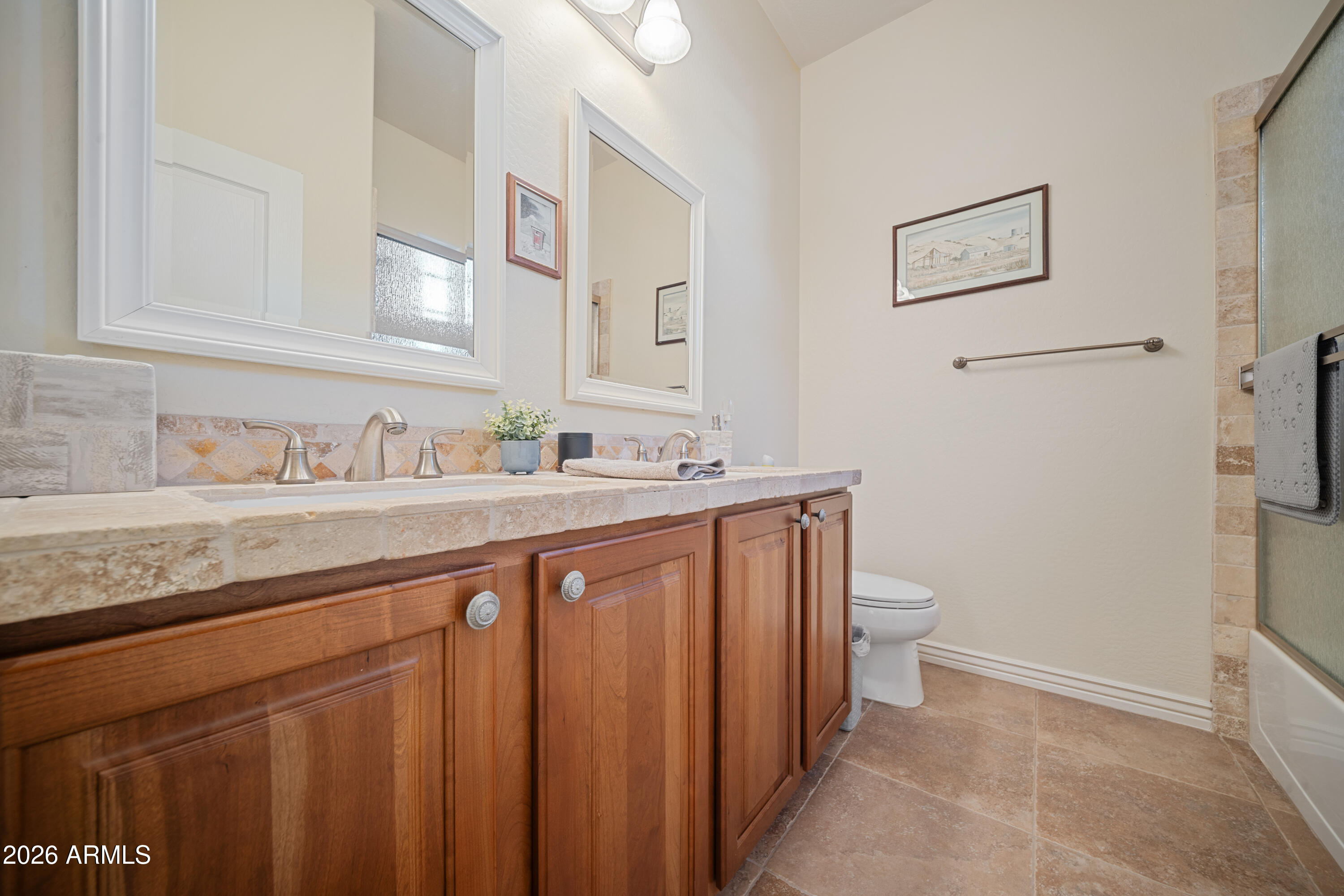 CROSSRIVER UNIT 8 - Residential