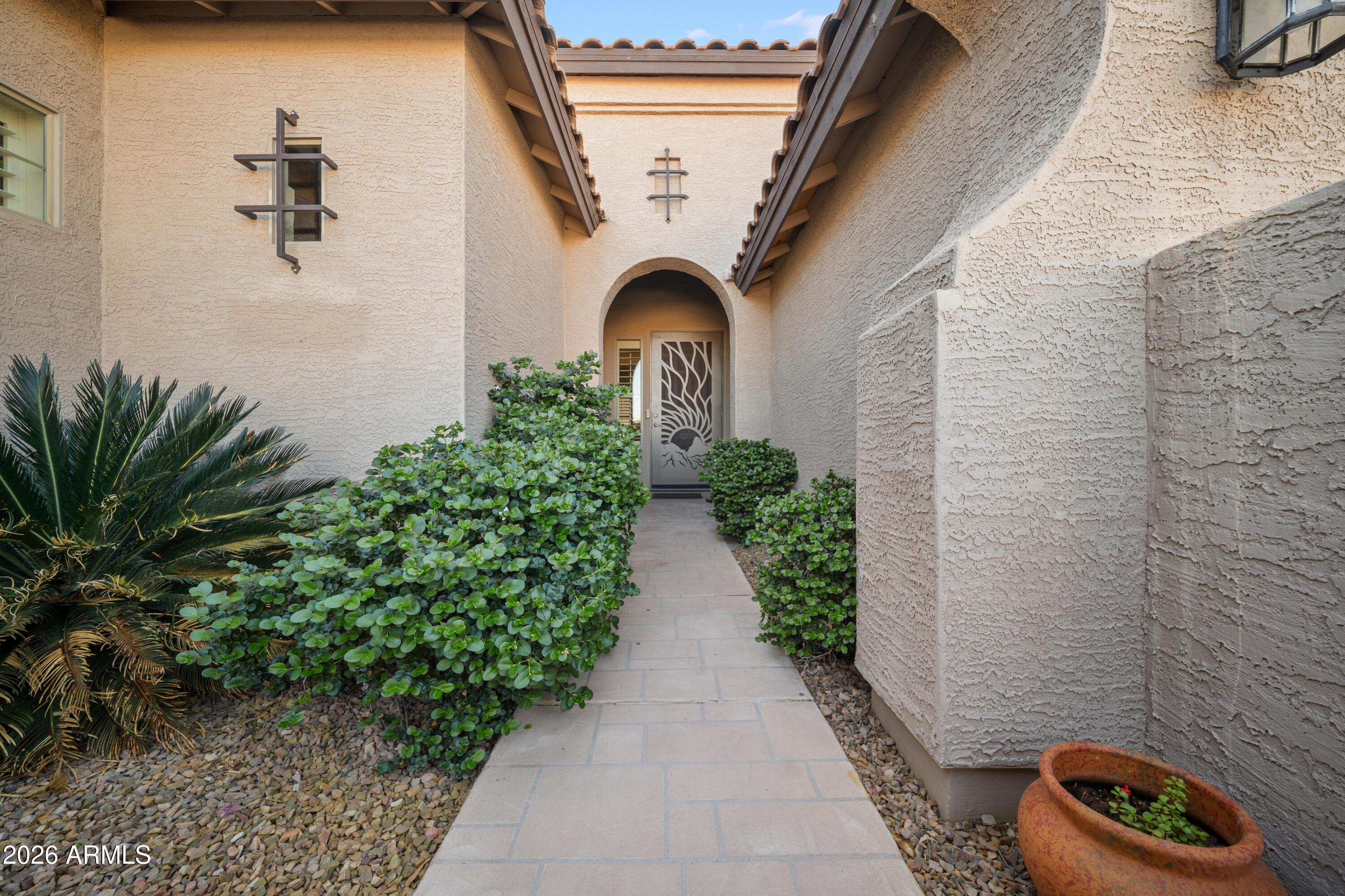 CROSSRIVER UNIT 8 - Residential