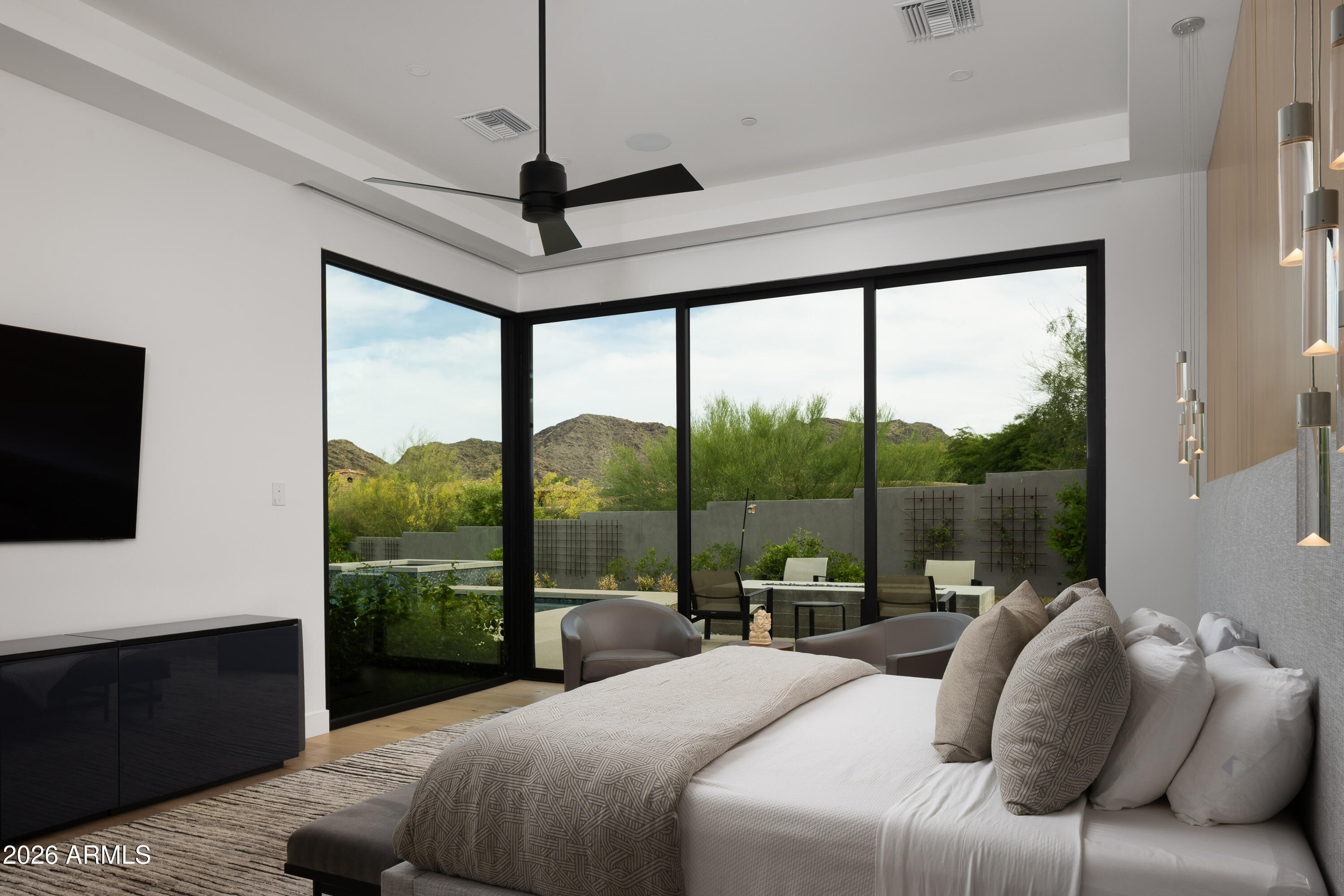 VISTA LINDA - Residential