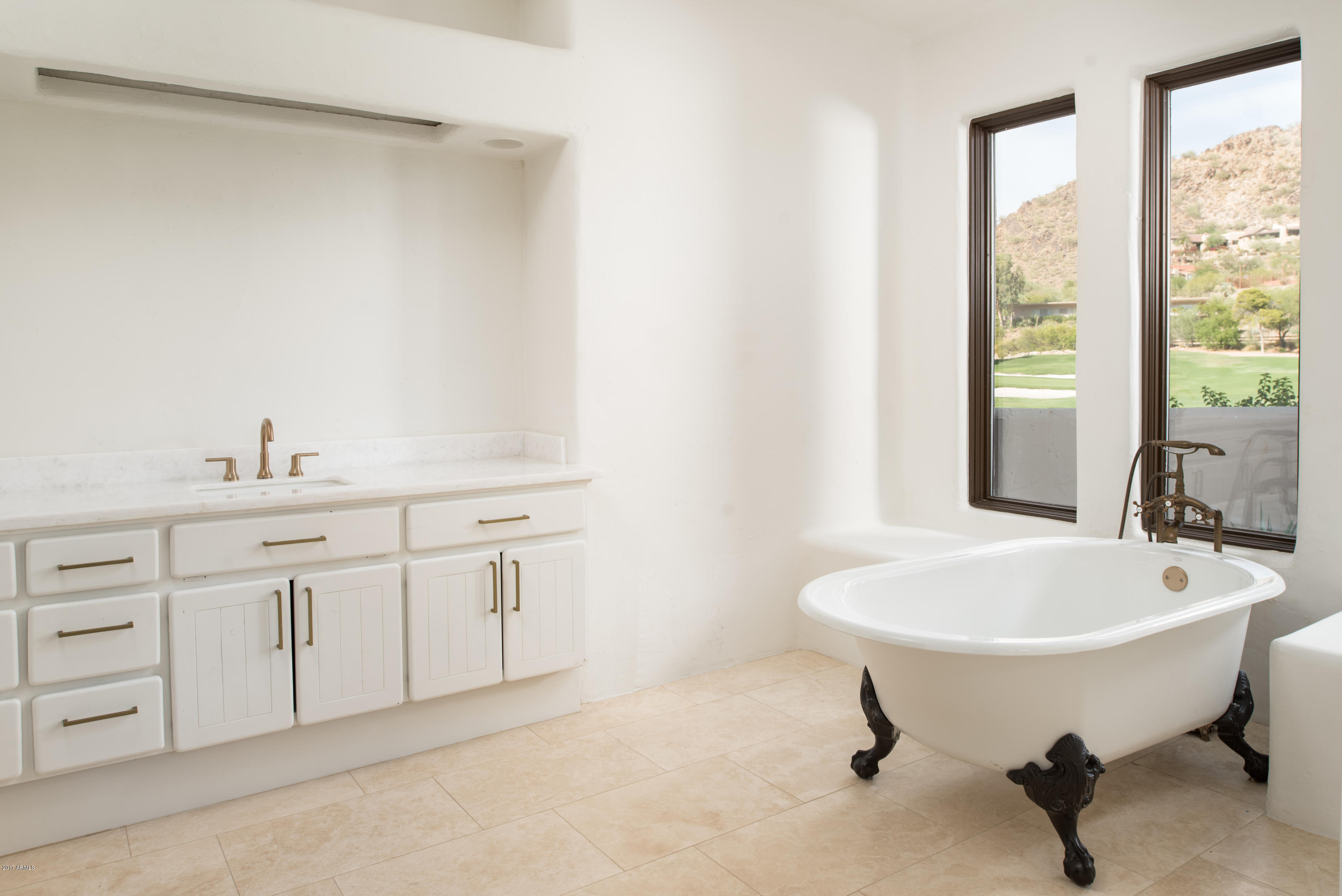 Paradise Valley Country Club - Residential