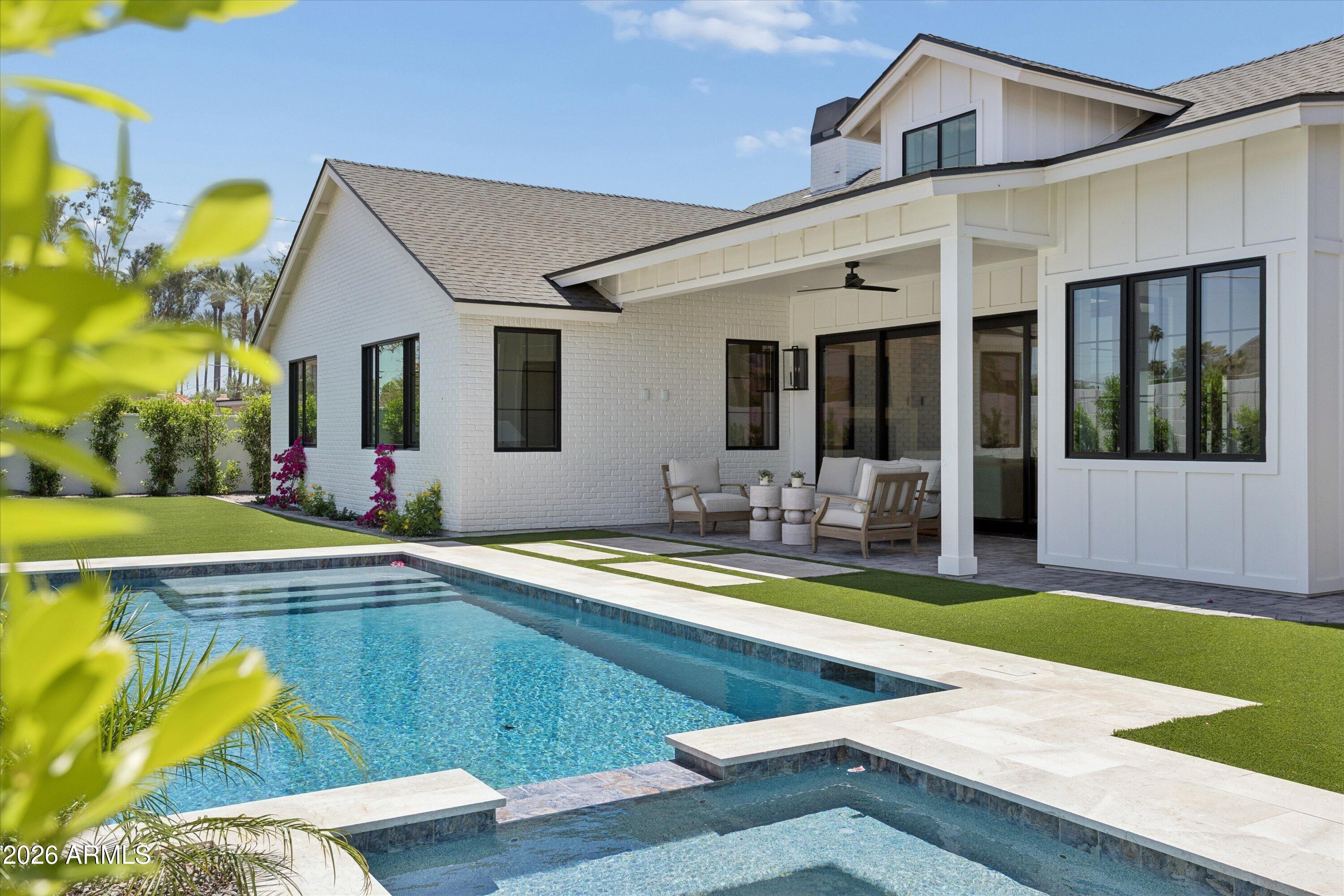 HACIENDA GRANADA 3 - Residential