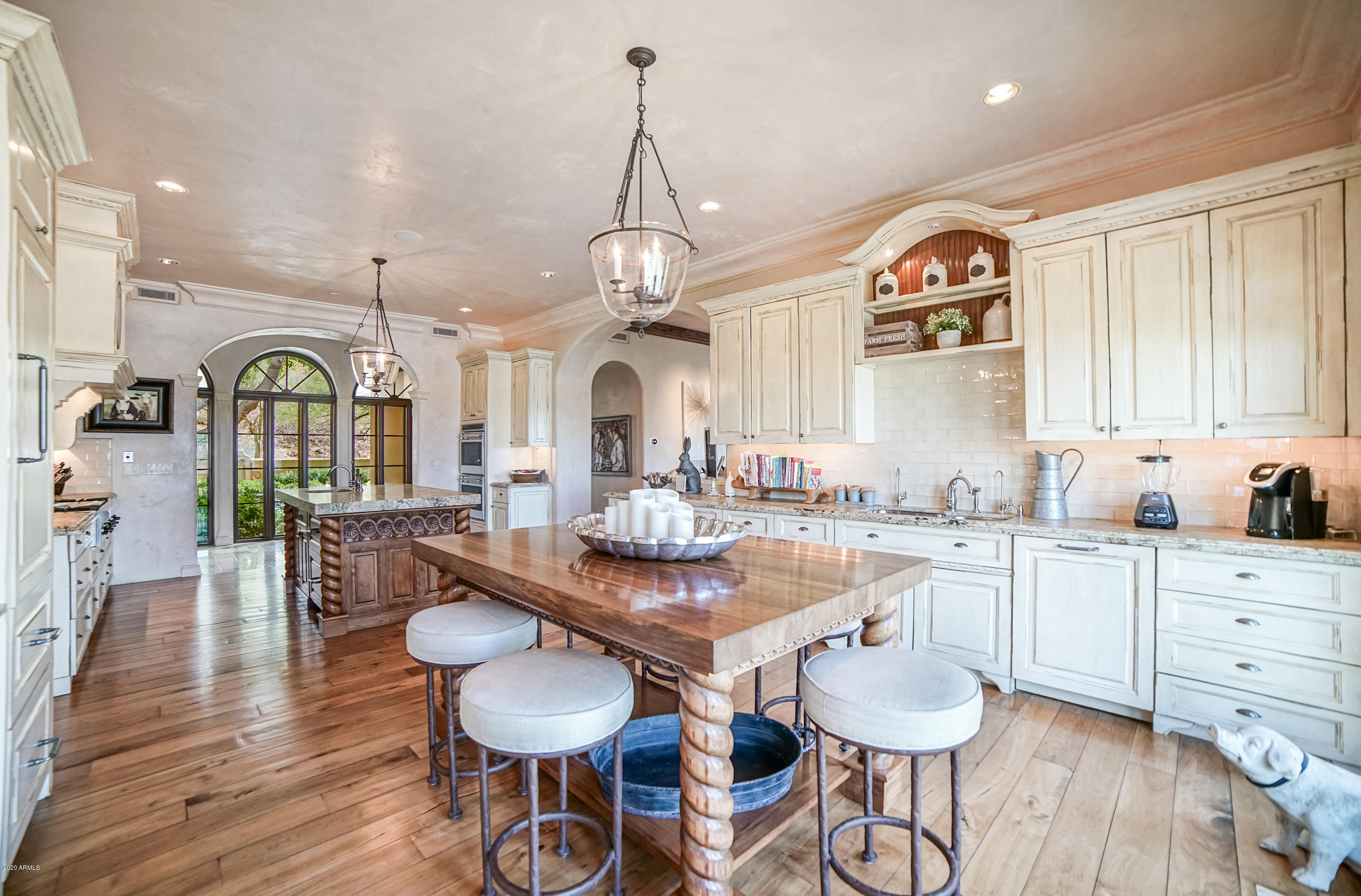 BILTMORE MOUNTAIN ESTATES LOT 1-39 TR A-H J K - Residential