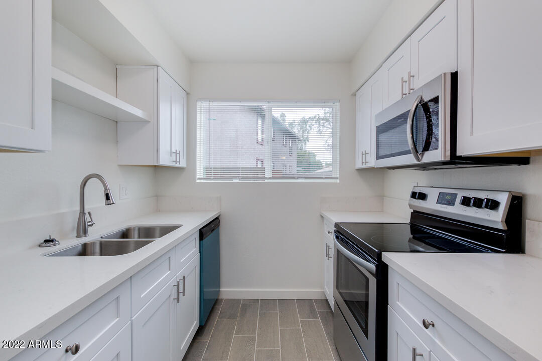 MCLELLAN ACRES BLK 2 - Residential Income