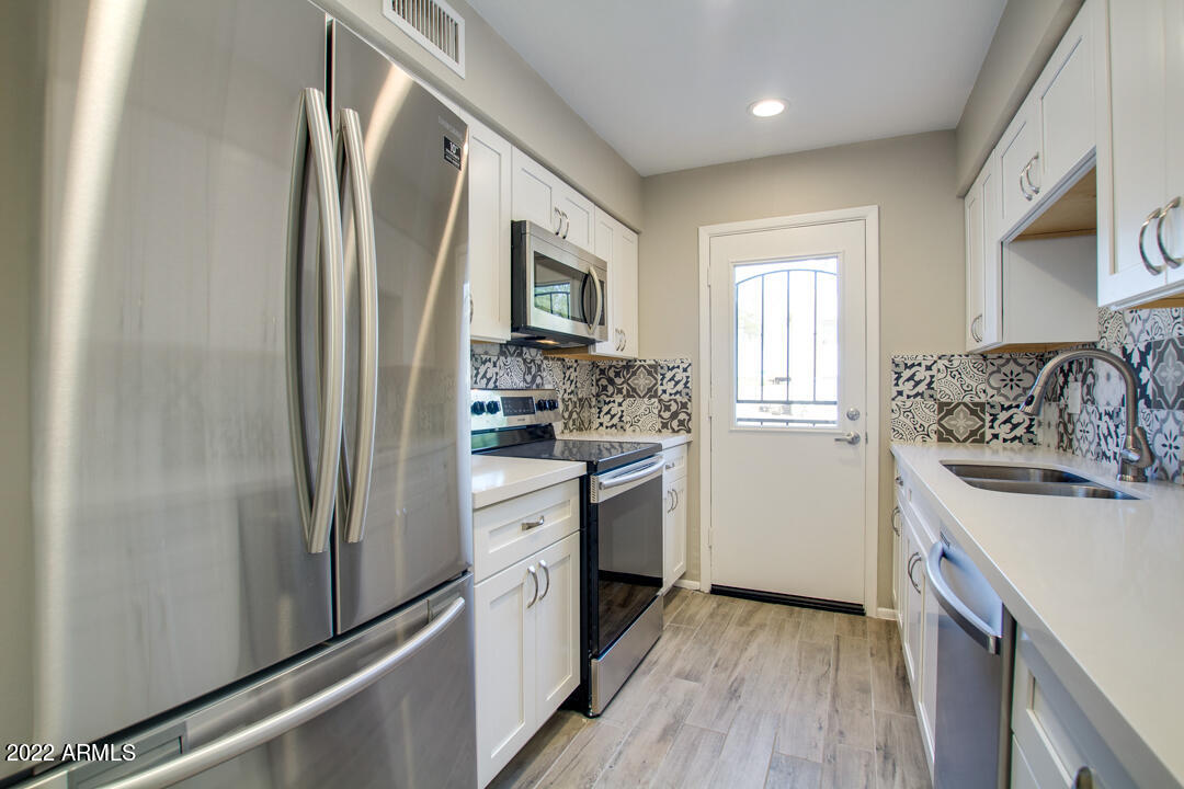 MCLELLAN ACRES BLK 2 - Residential Income