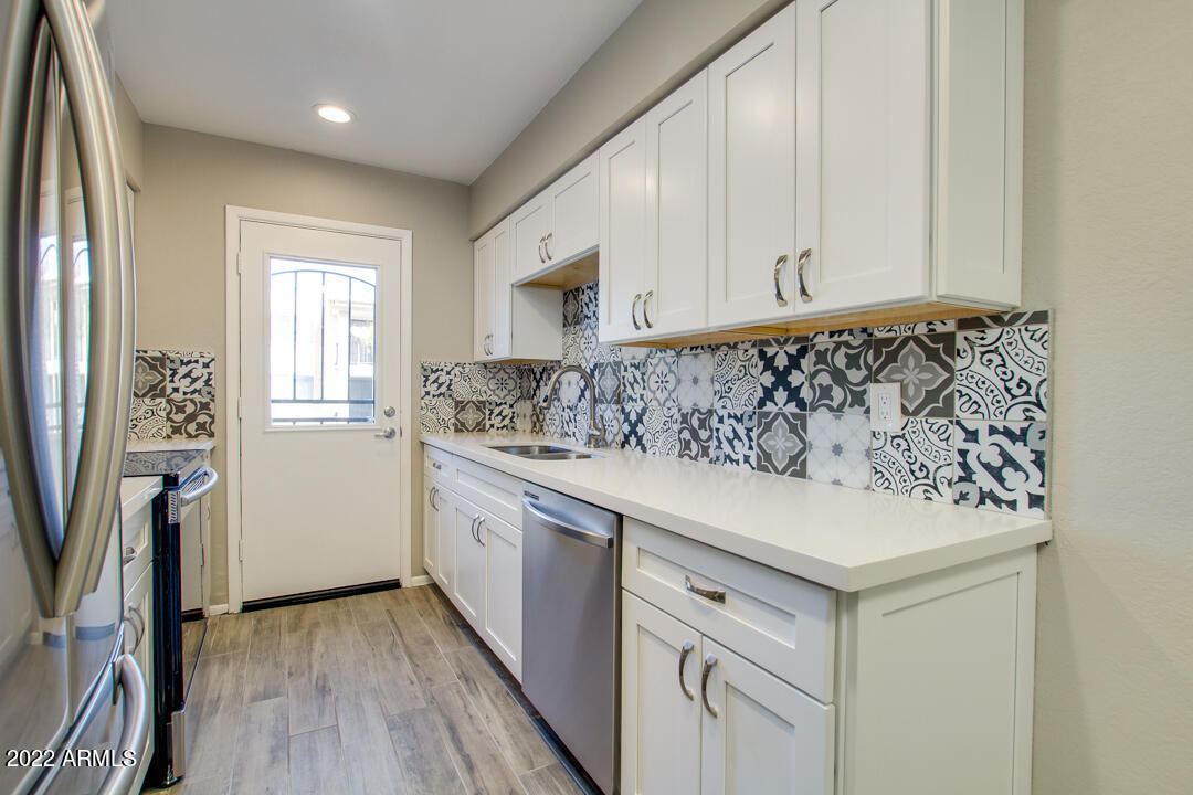 MCLELLAN ACRES BLK 2 - Residential Income