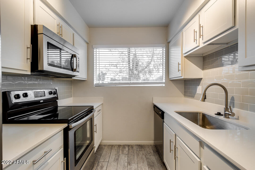 MCLELLAN ACRES BLK 2 - Residential Income