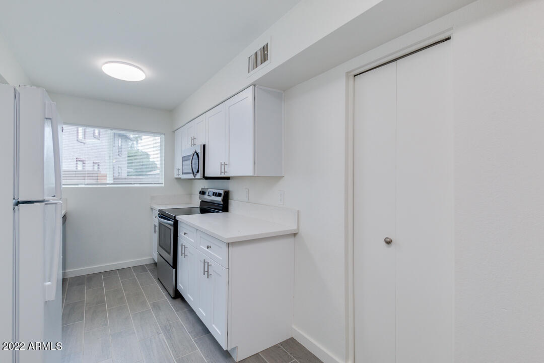 MCLELLAN ACRES BLK 2 - Residential Income