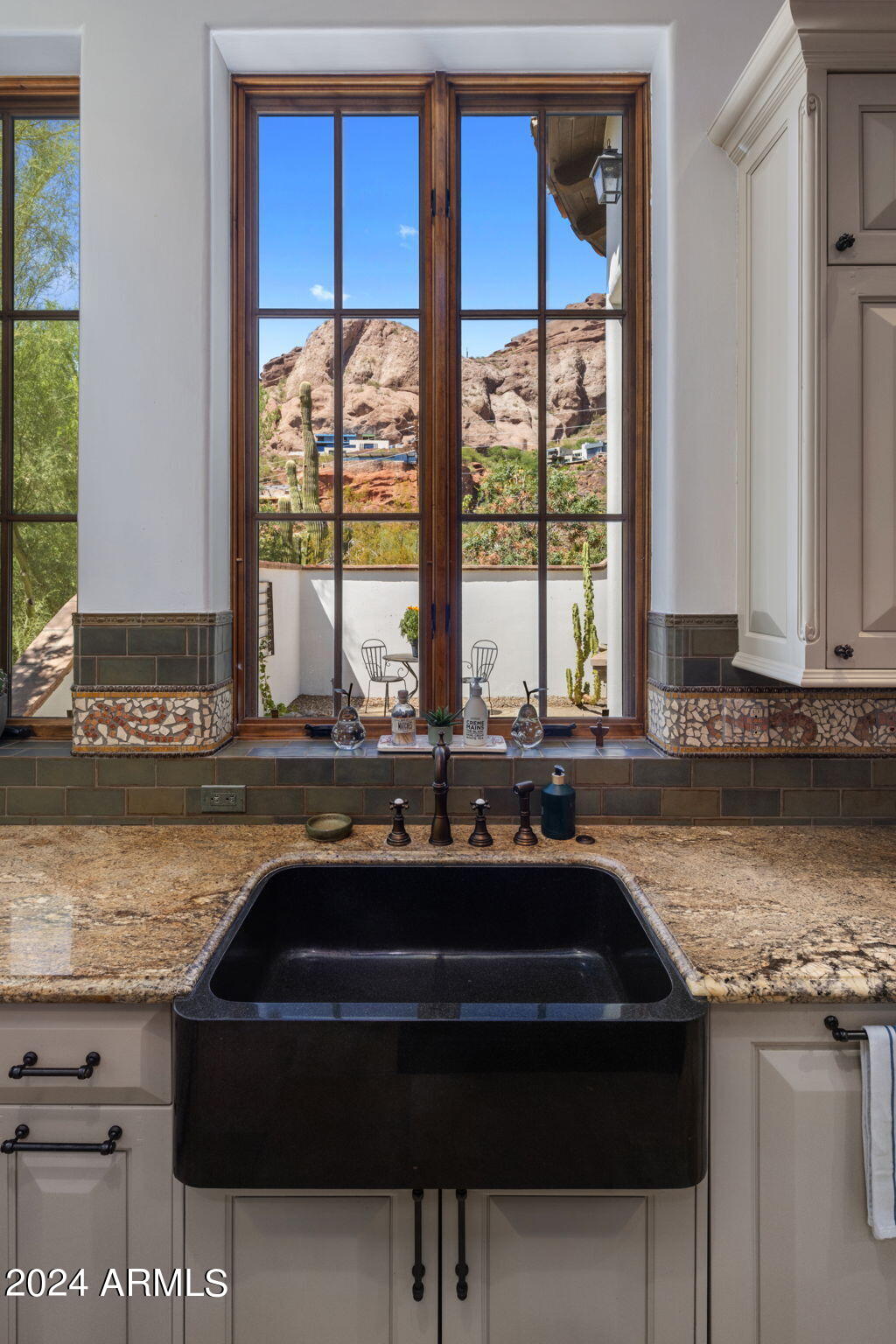 RED ROCK - Residential