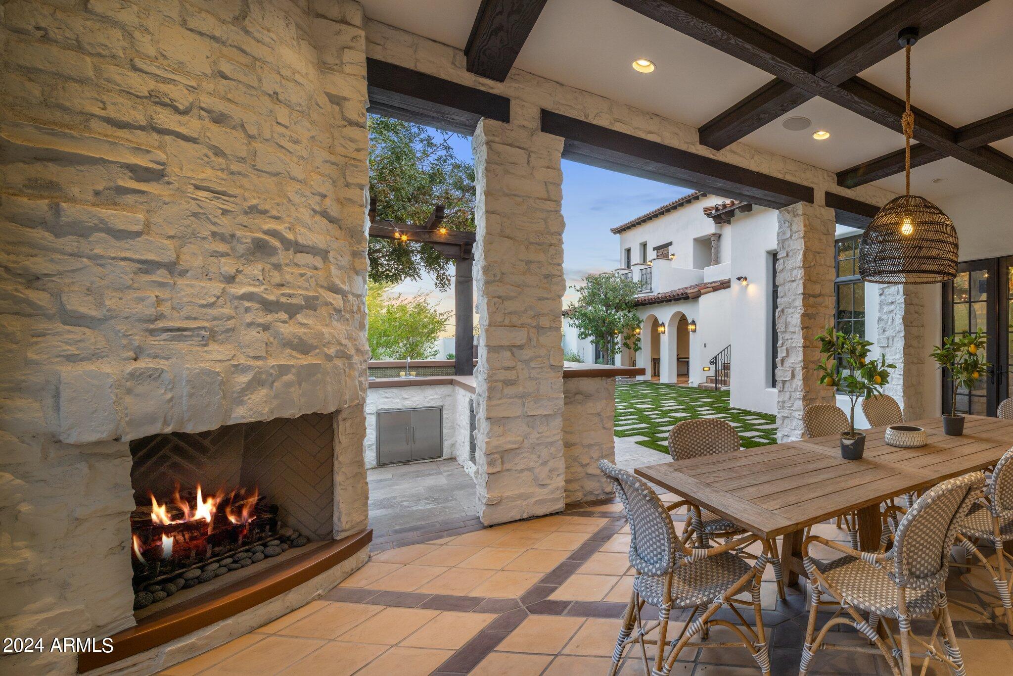 RED ROCK - Residential