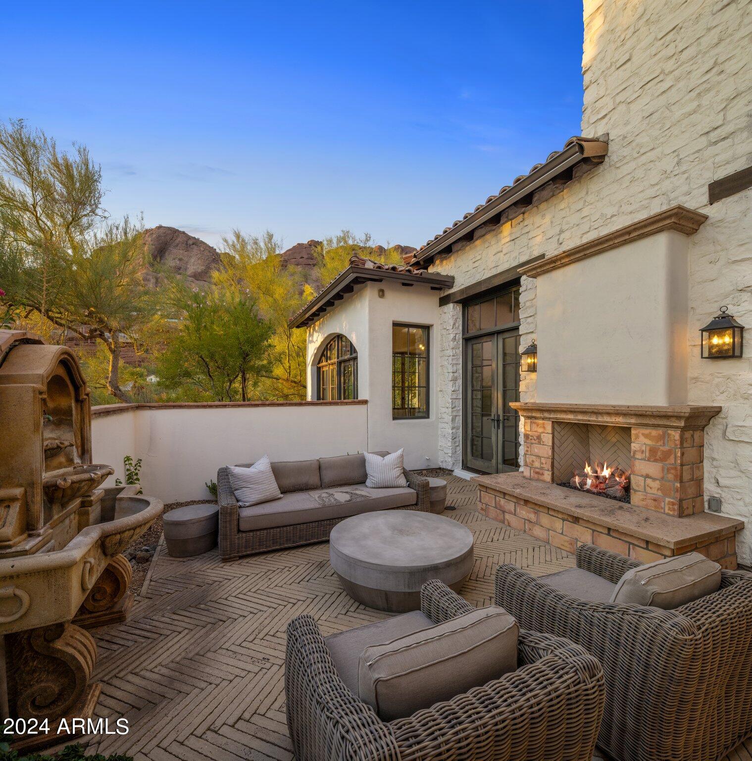 RED ROCK - Residential