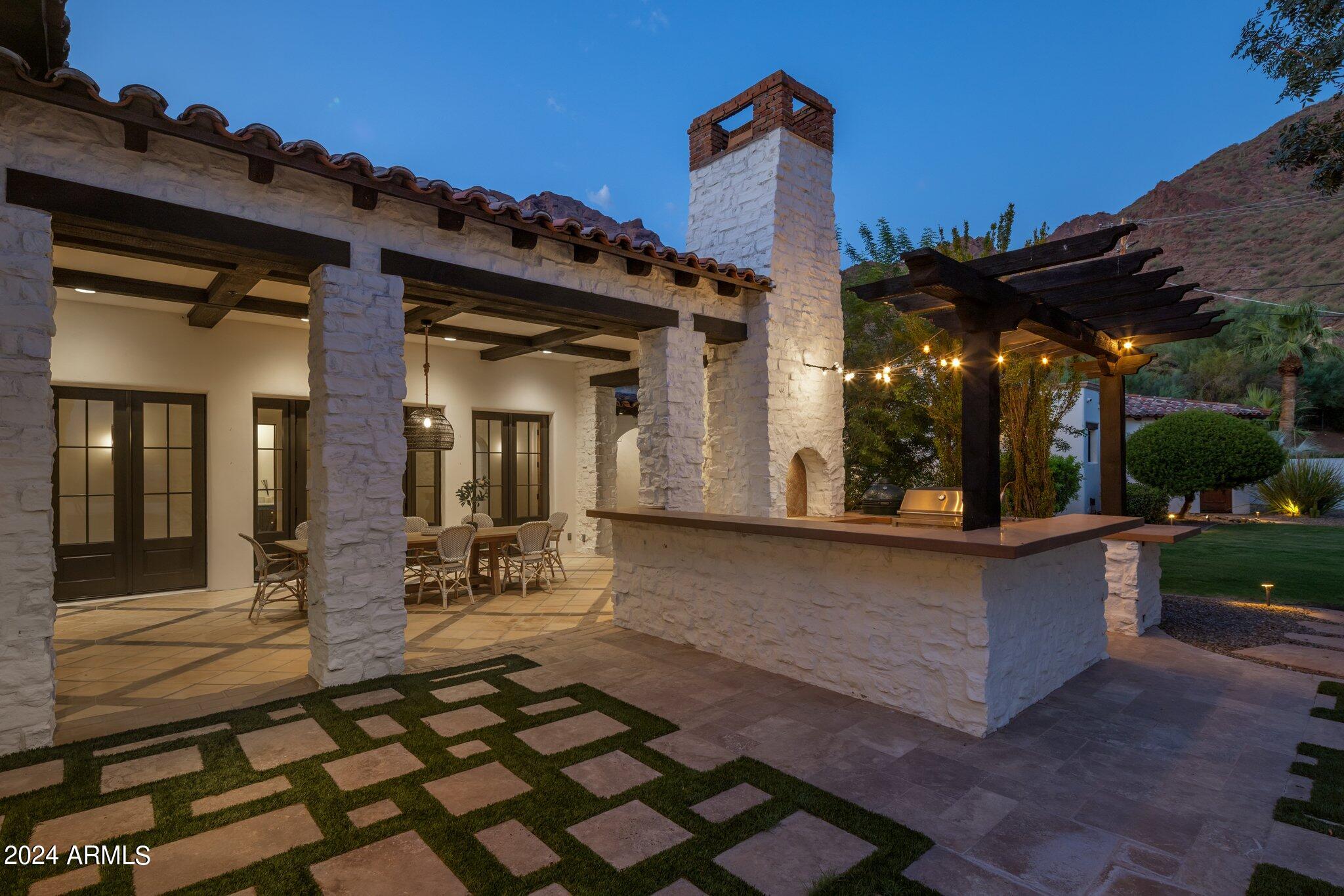 RED ROCK - Residential