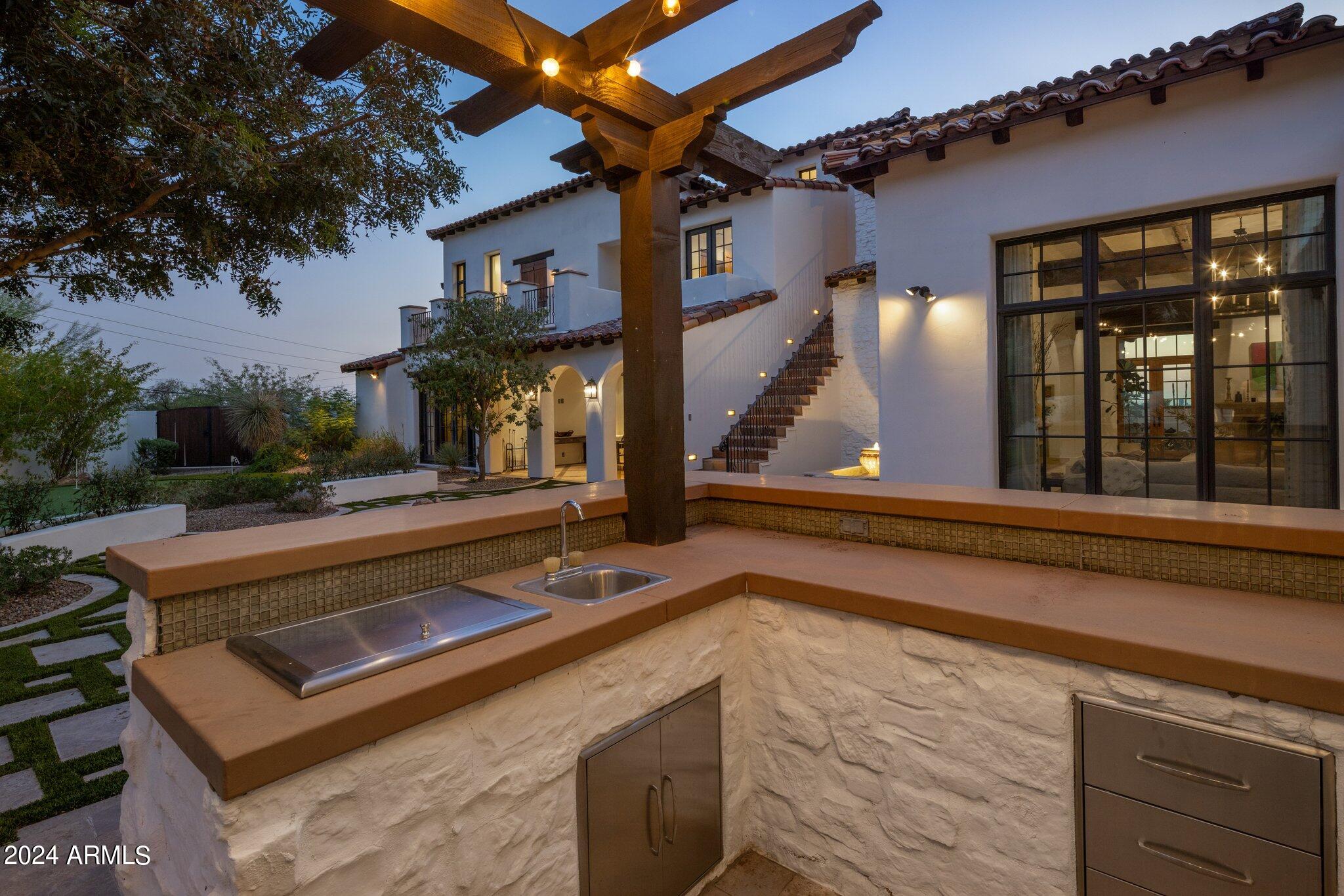 RED ROCK - Residential