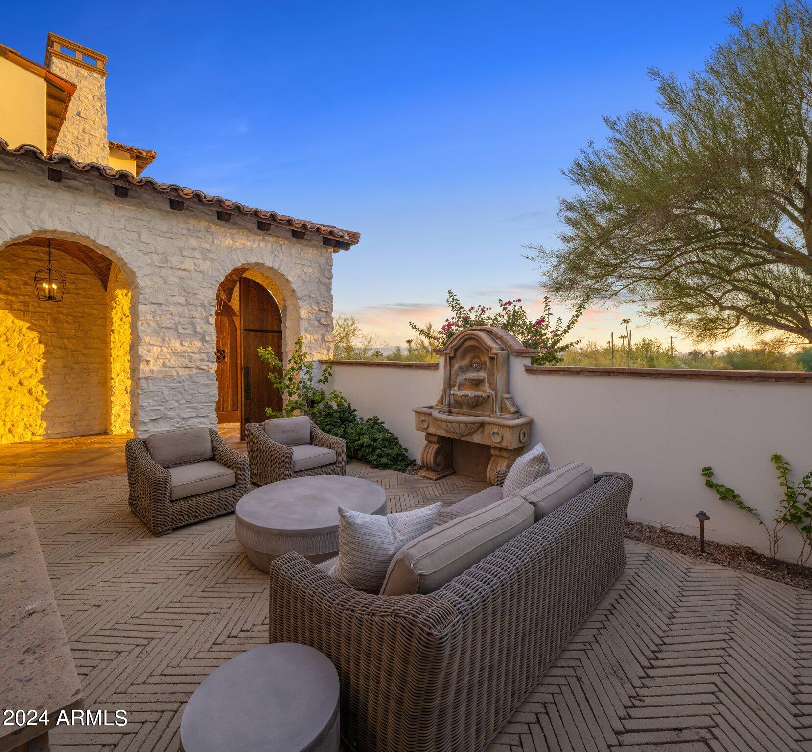 RED ROCK - Residential