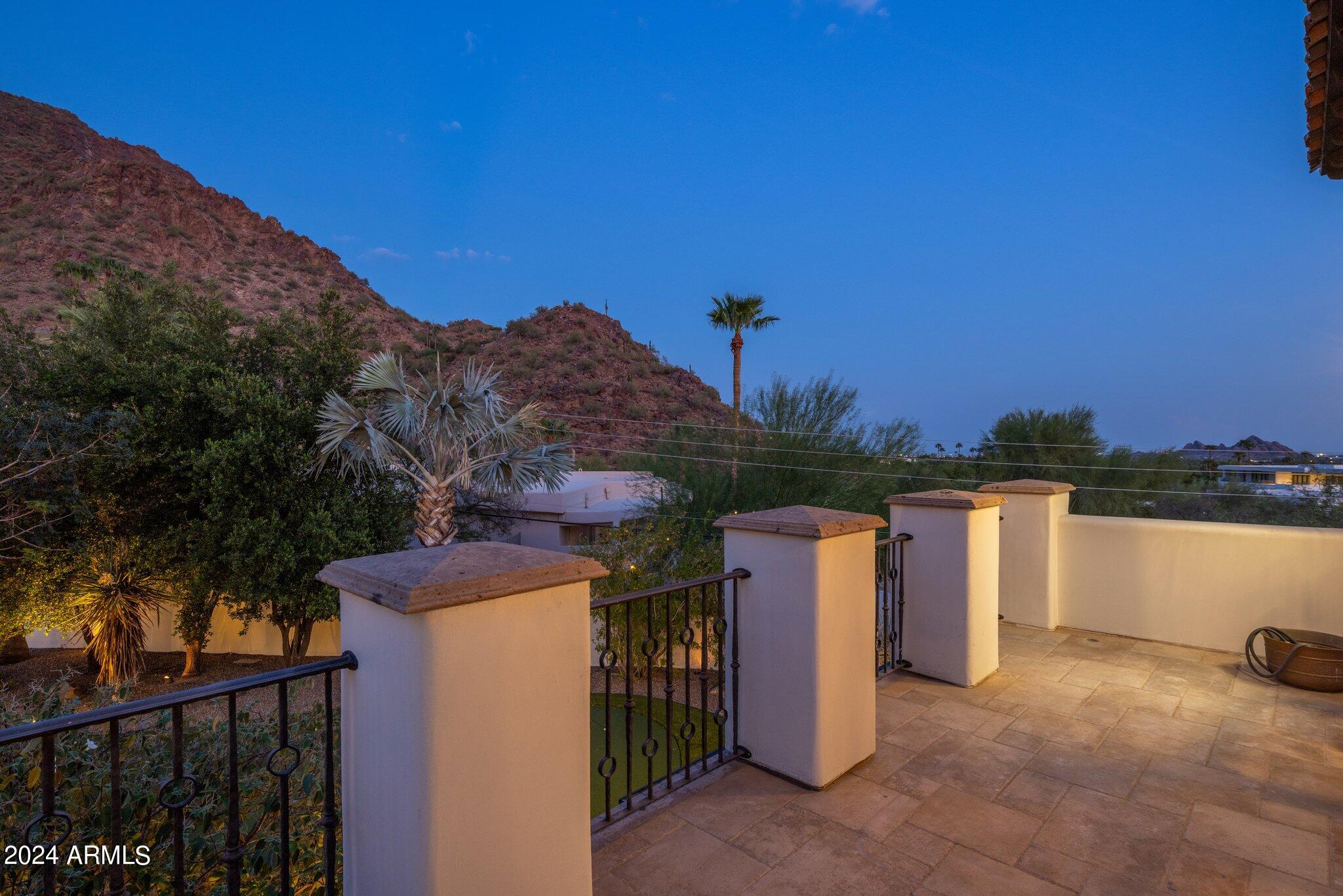 RED ROCK - Residential
