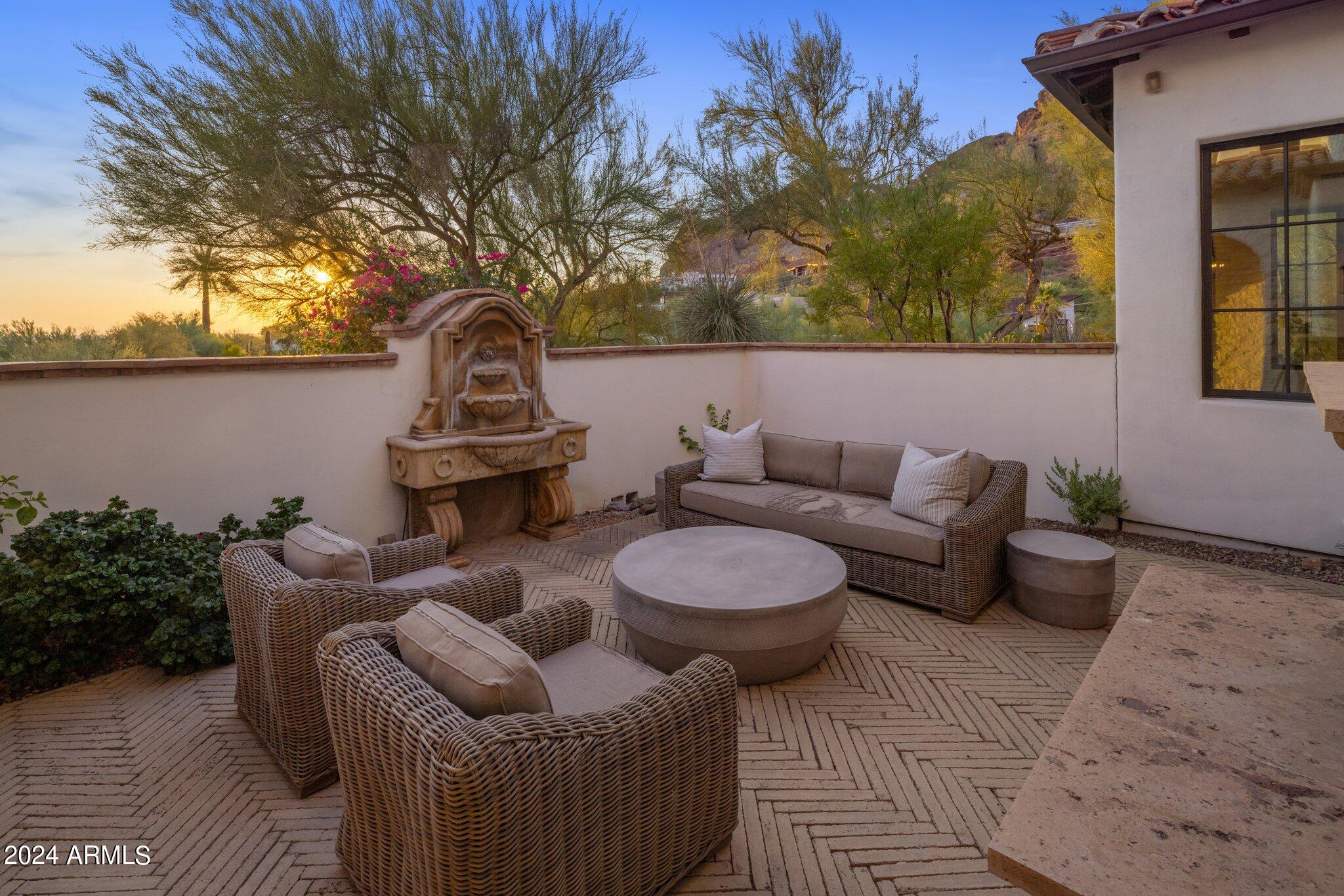 RED ROCK - Residential