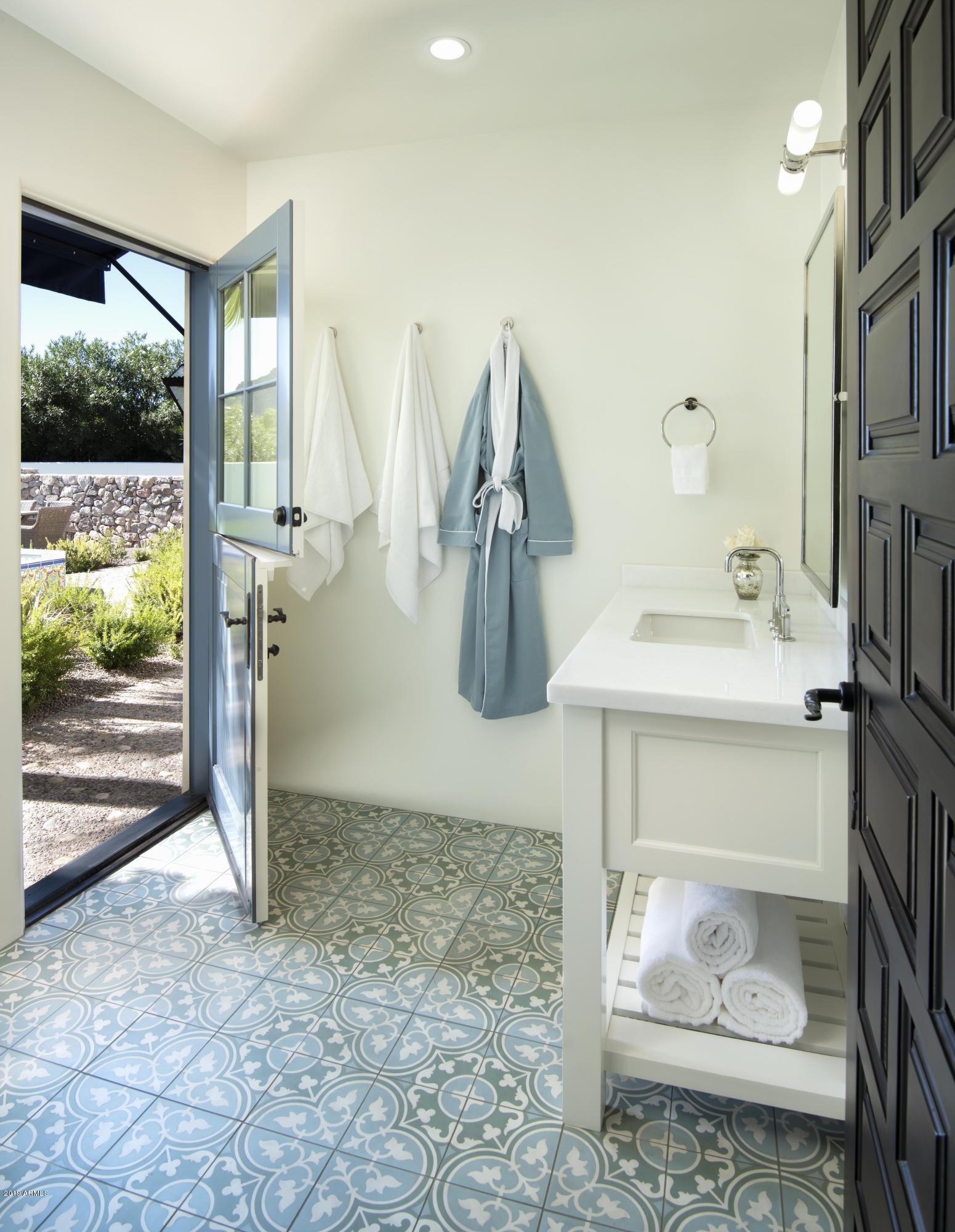 PARADISE HOME ESTATES - Residential