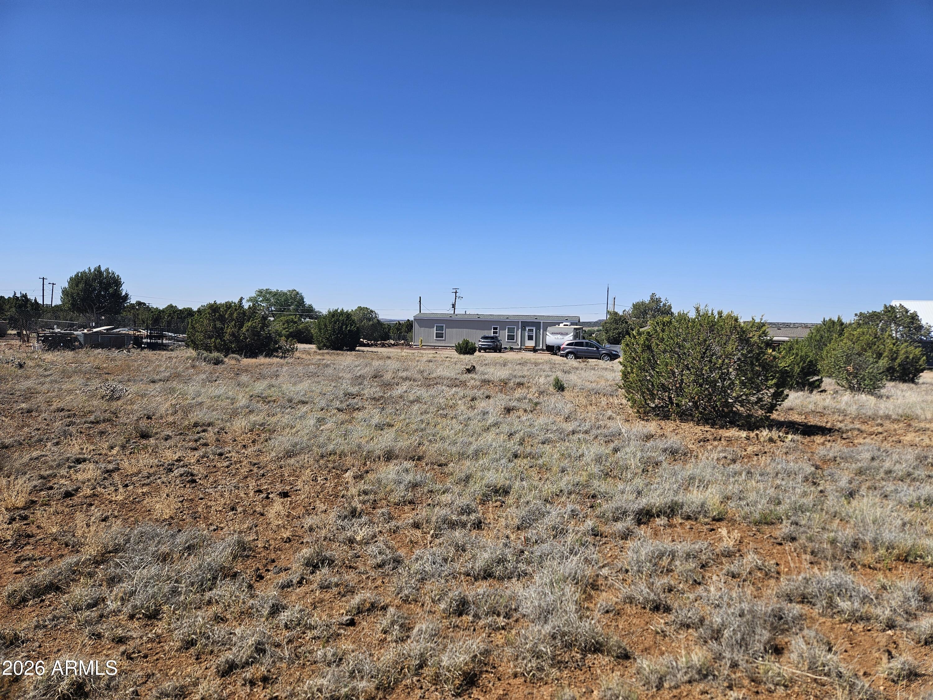 WHITE MOUNTAIN LAKE ESTATES - Land