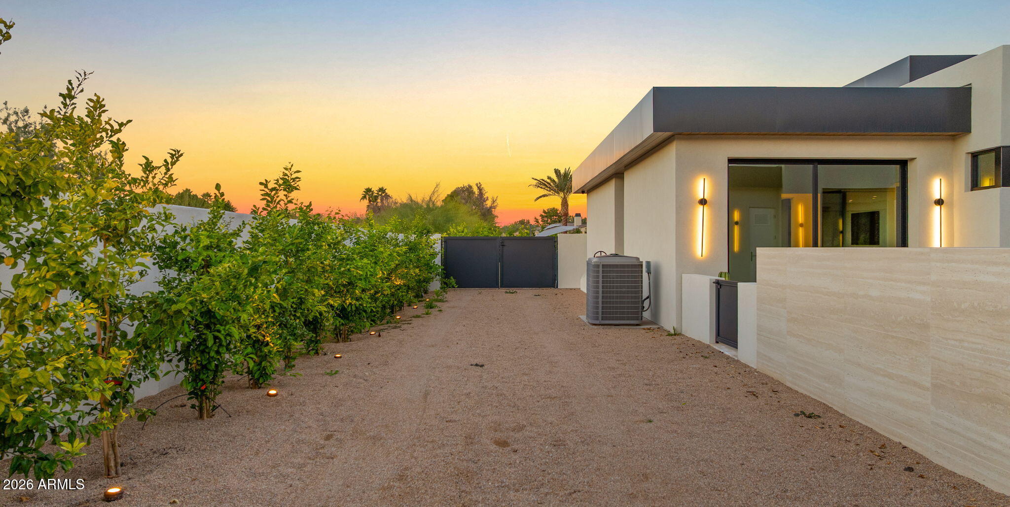Hummingbird Manor - Residential